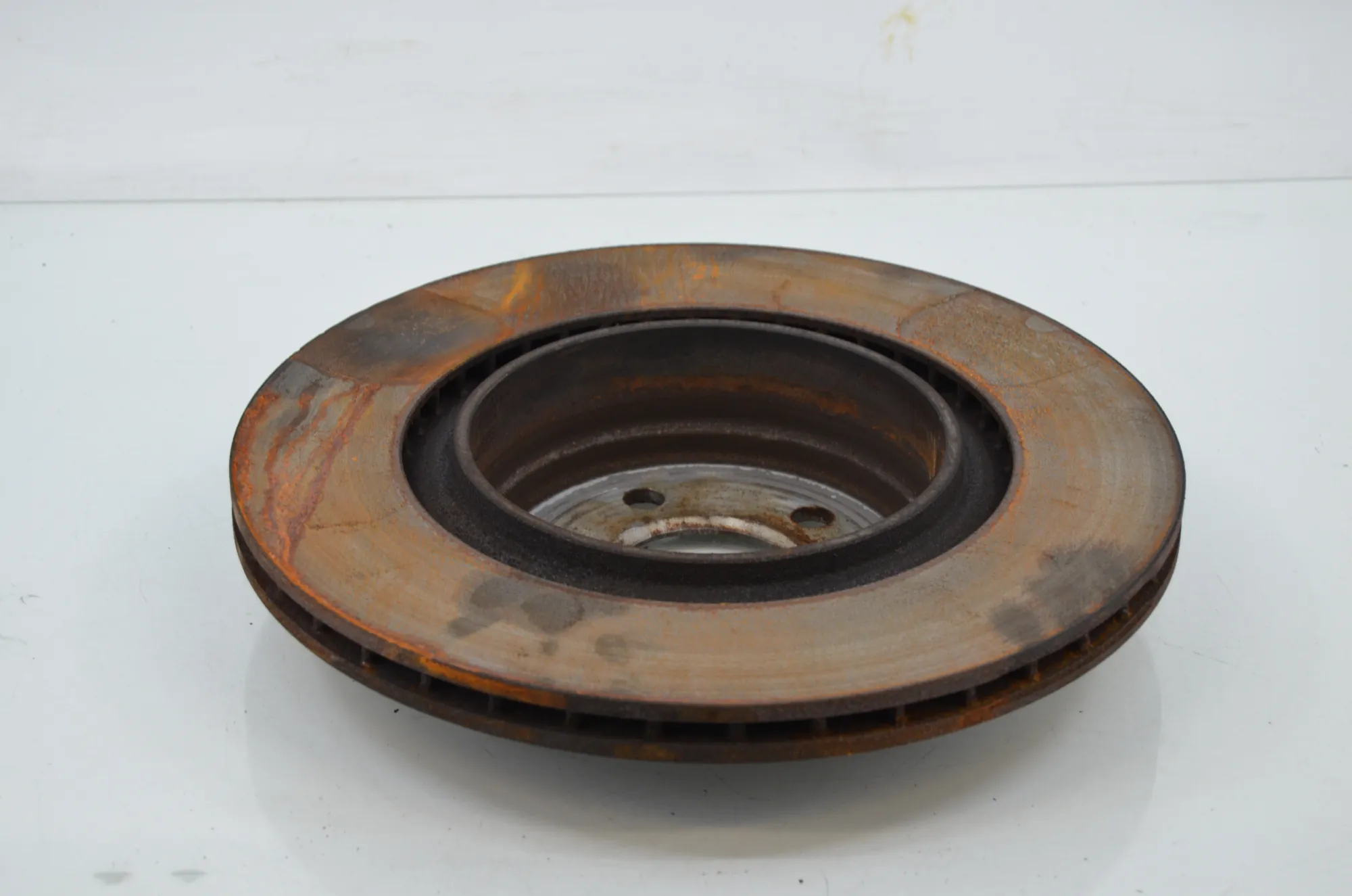 Rear Left Brake Disc – OEM 6775291 · BMW 7 (F01, F02) 750 i 2010 – 4