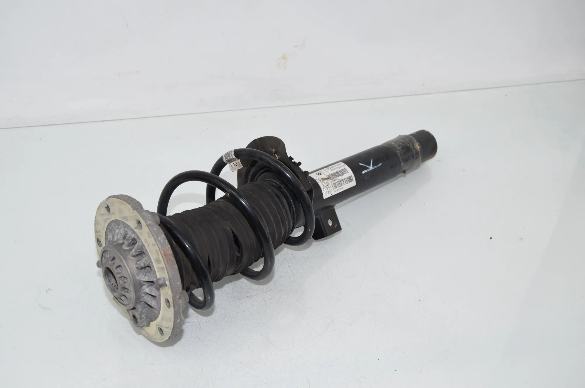 Front Left Shock Absorber – OEM 6873790 · BMW 4 Gran Coupe (F36) 430 d 2016 – 2