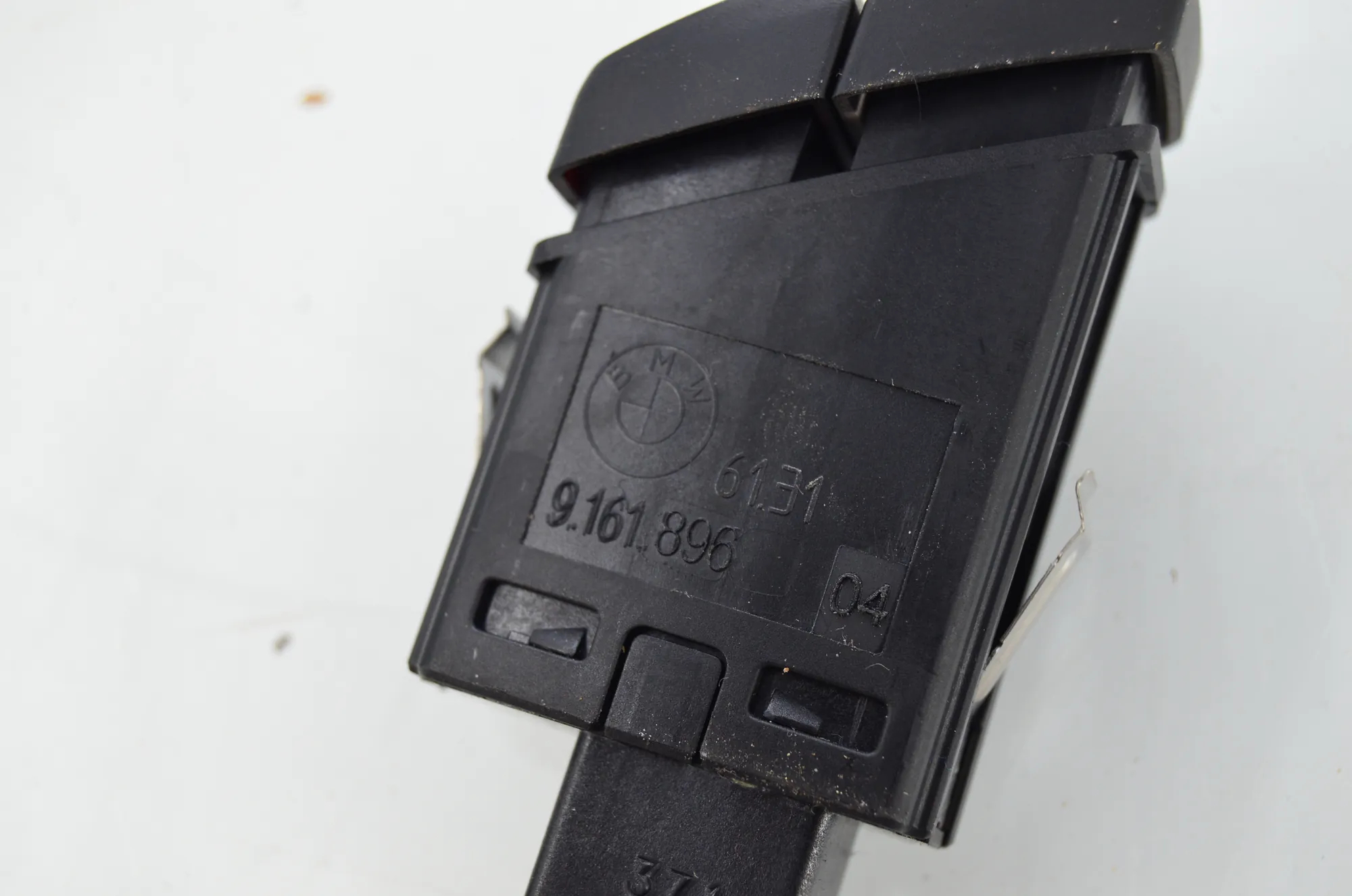 Switches – OEM 9202948 · BMW 5 Touring (F11) 530 d xDrive 2011 – 8