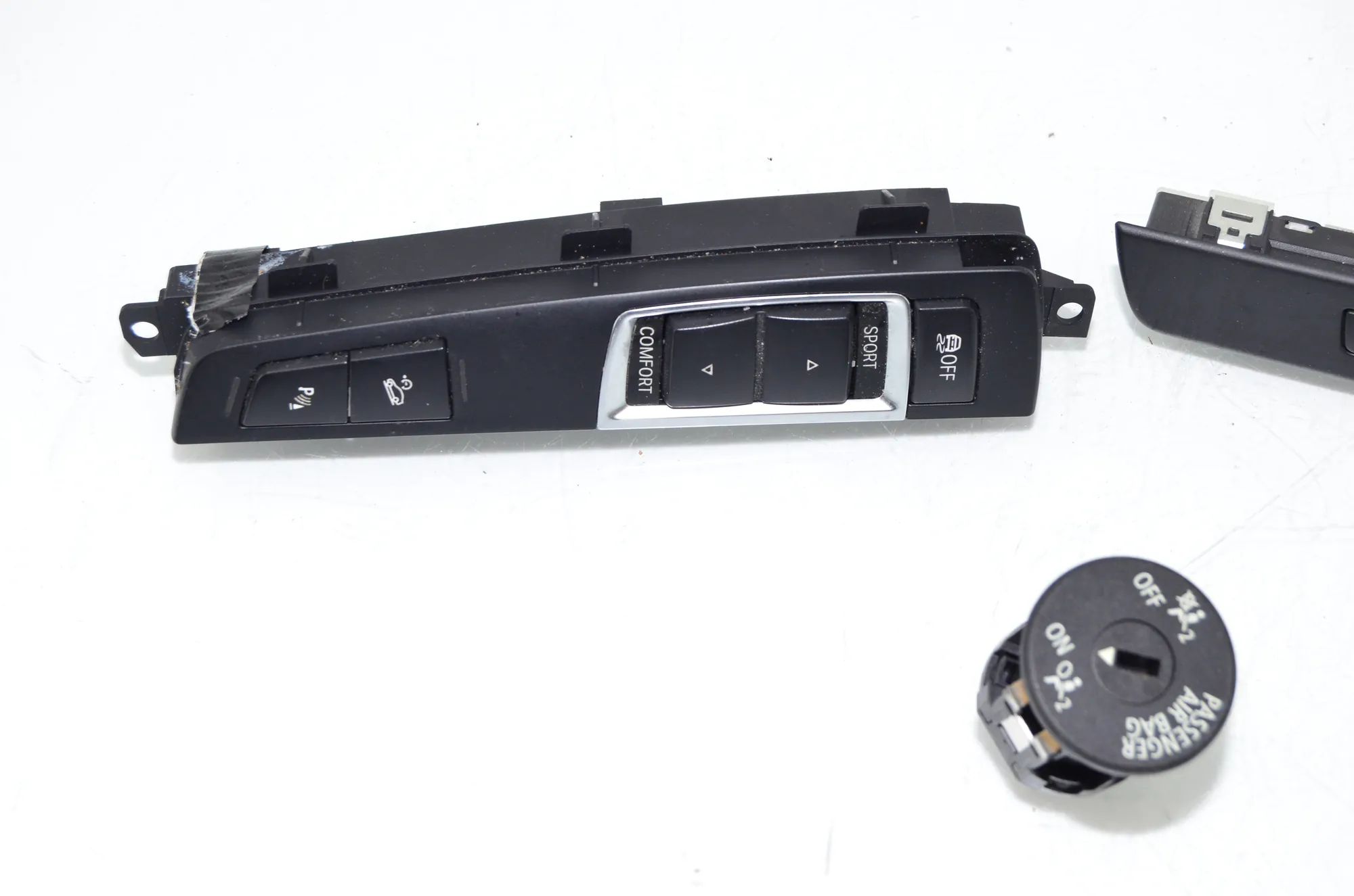 Switches – OEM 9202948 · BMW 5 Touring (F11) 530 d xDrive 2011 – 2