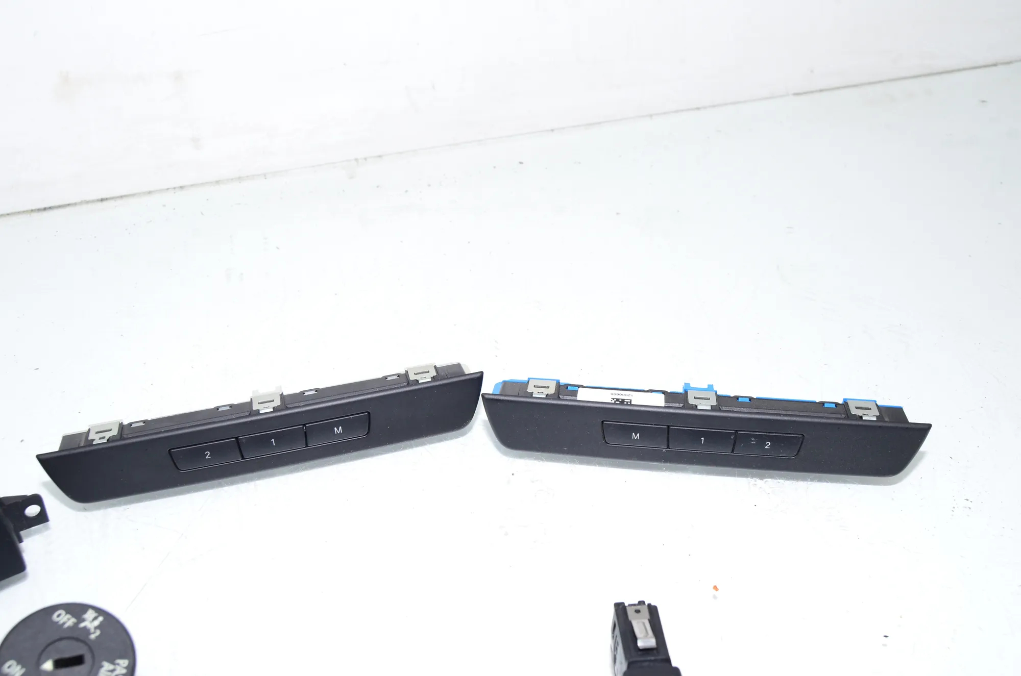 Switches – OEM 9202948 · BMW 5 Touring (F11) 530 d xDrive 2011 – 3