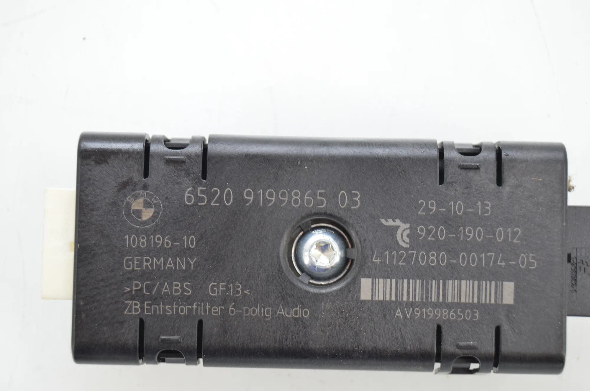 Antenna – OEM 9276036 · BMW 5 Touring (F11) 530 d 2013 – 7