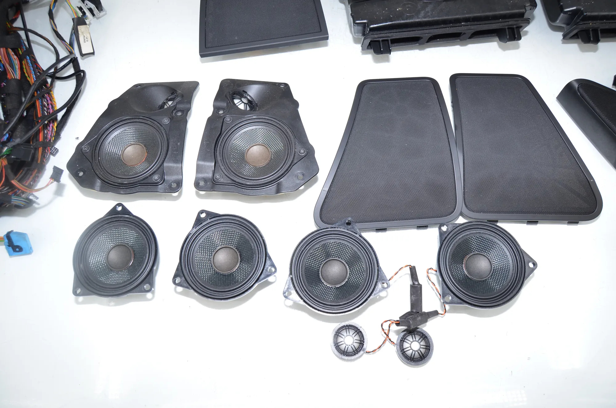 Sound Audio System Set – OEM 9240766 · BMW 7 (F01, F02) 750 i 2010 – 2