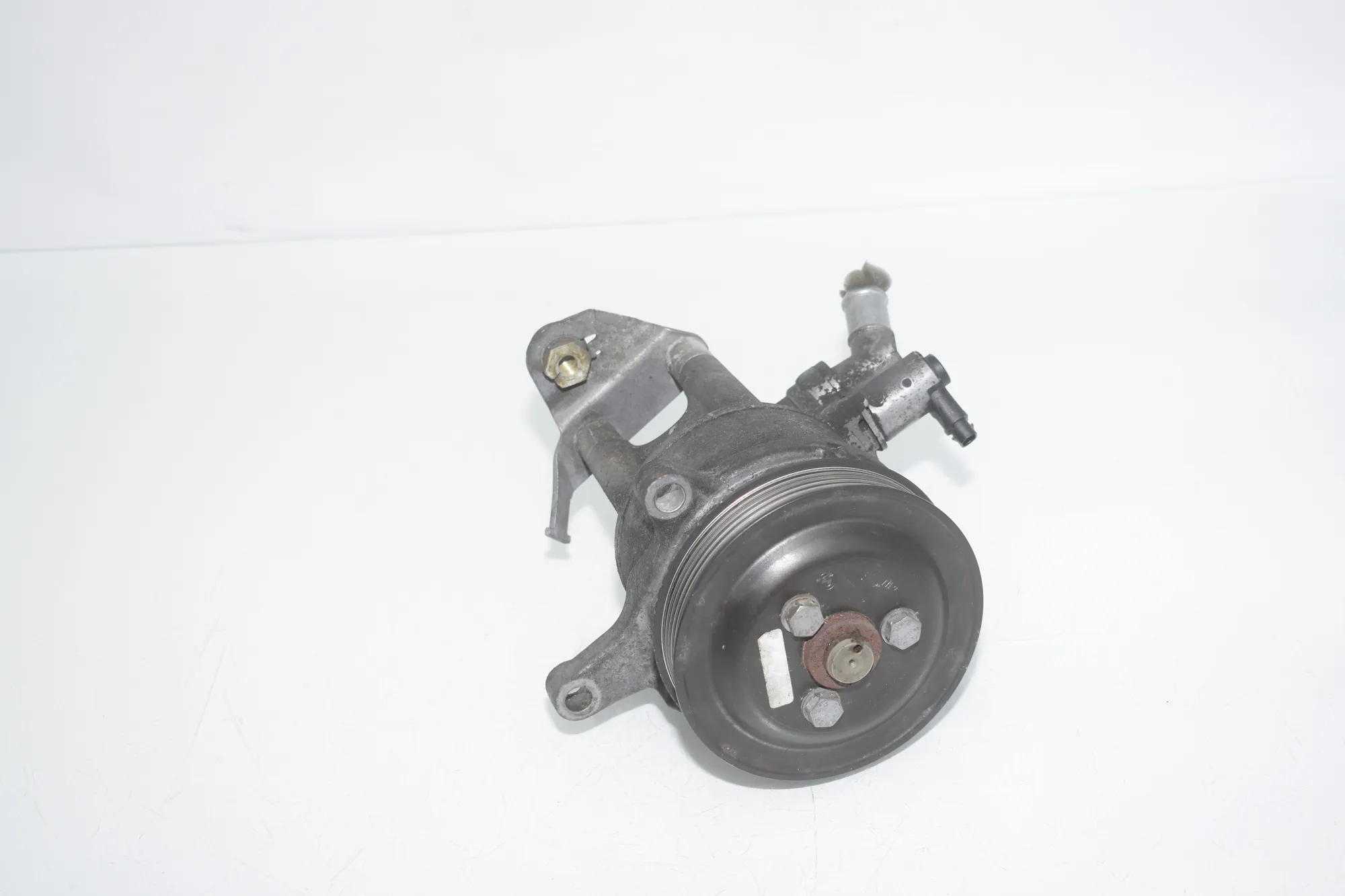 Power Steering Pump – OEM 6798669 · BMW 5 Touring (F11) 530 d 2013 – 2