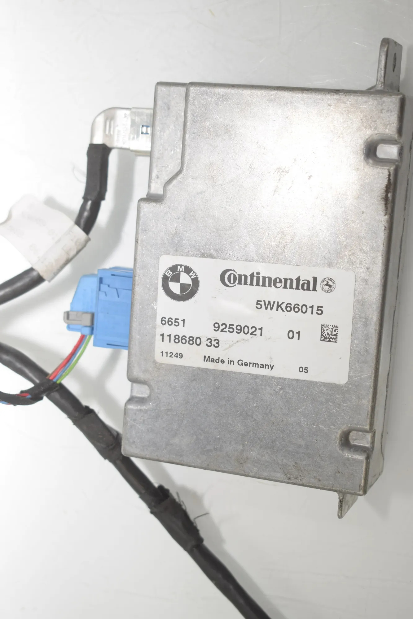 Front Camera – OEM 9199305 · BMW 5 Touring (F11) 530 d xDrive 2011 – 5