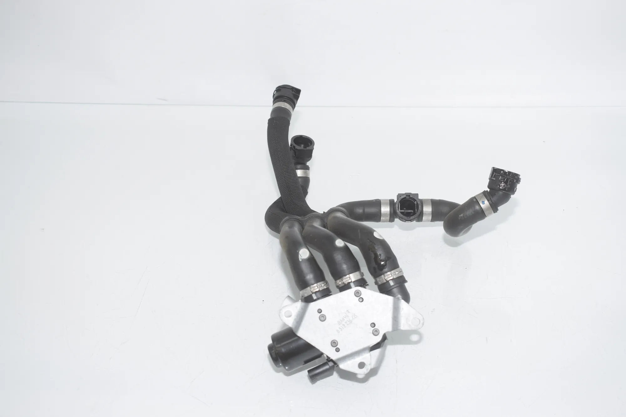 Auxiliary Water Pump – OEM 8512236 · BMW 5 Touring (F11) 530 d 2013 – 3