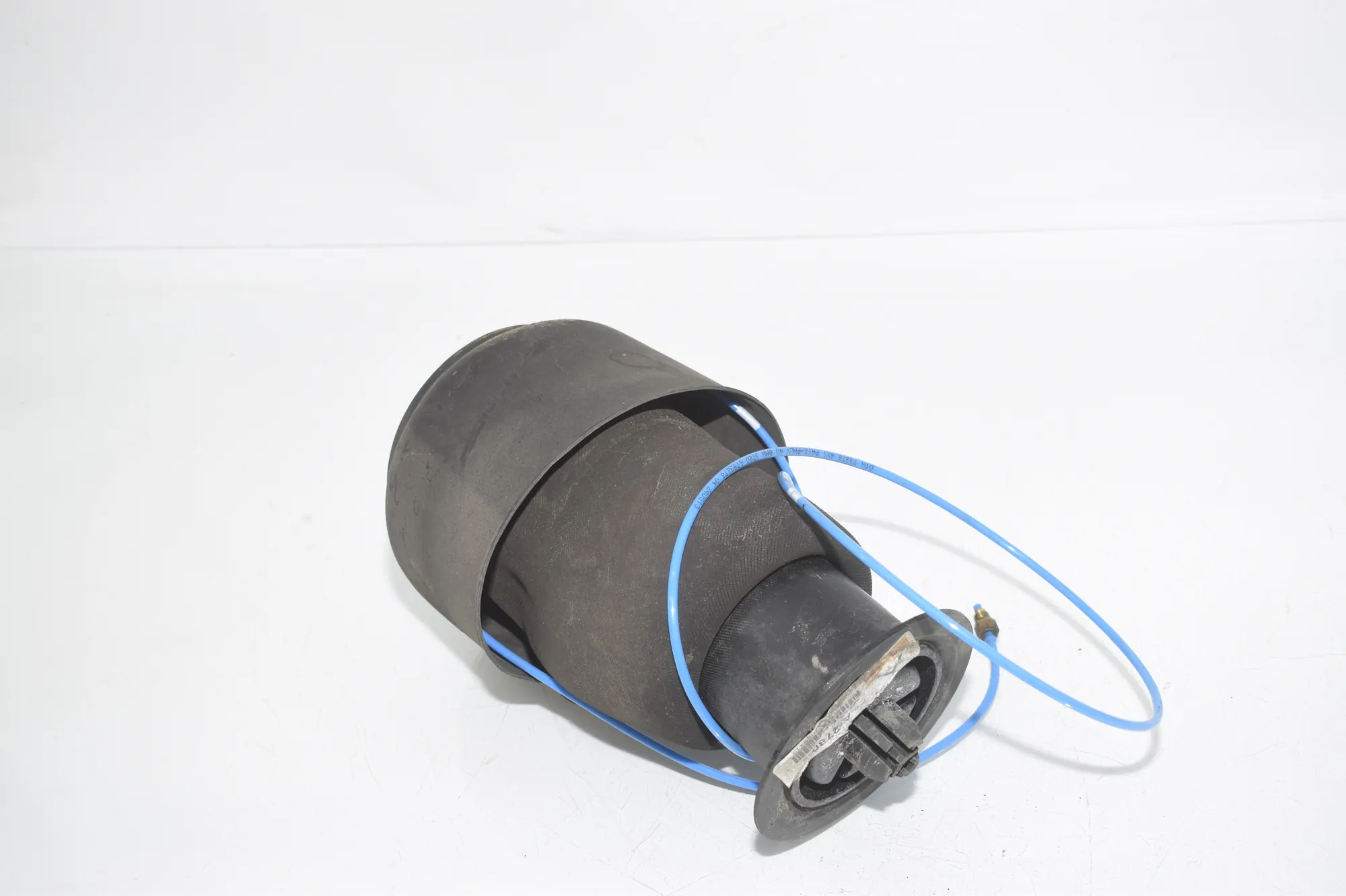 Rear Right Air Suspension Spring Bag – OEM 6784379 · BMW 5 Touring (F11) 530 d 2013 – 3