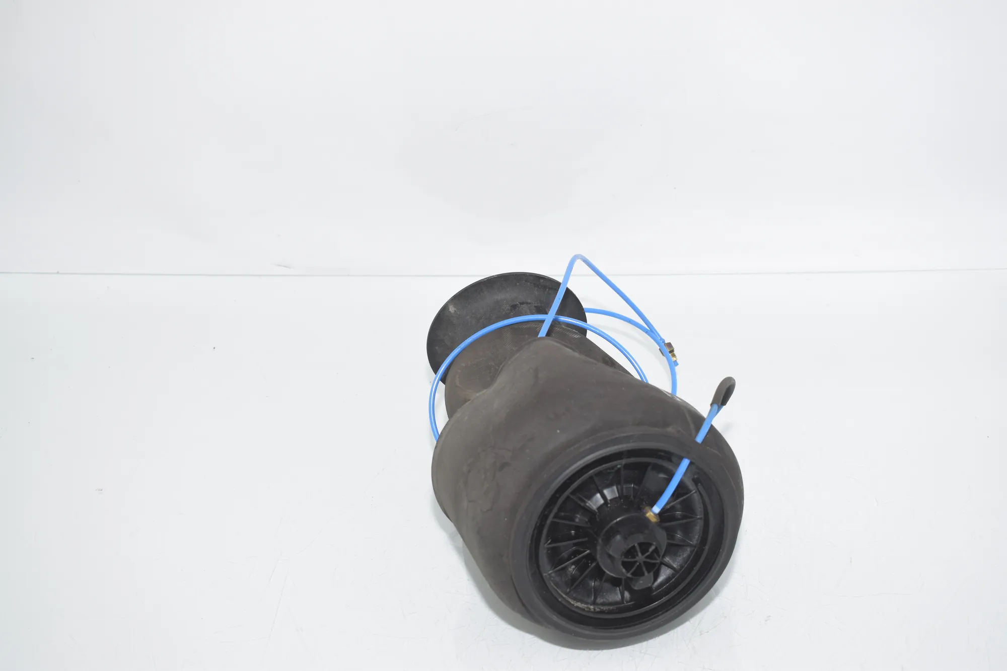 Rear Right Air Suspension Spring Bag – OEM 6784379 · BMW 5 Touring (F11) 530 d 2013 – 2