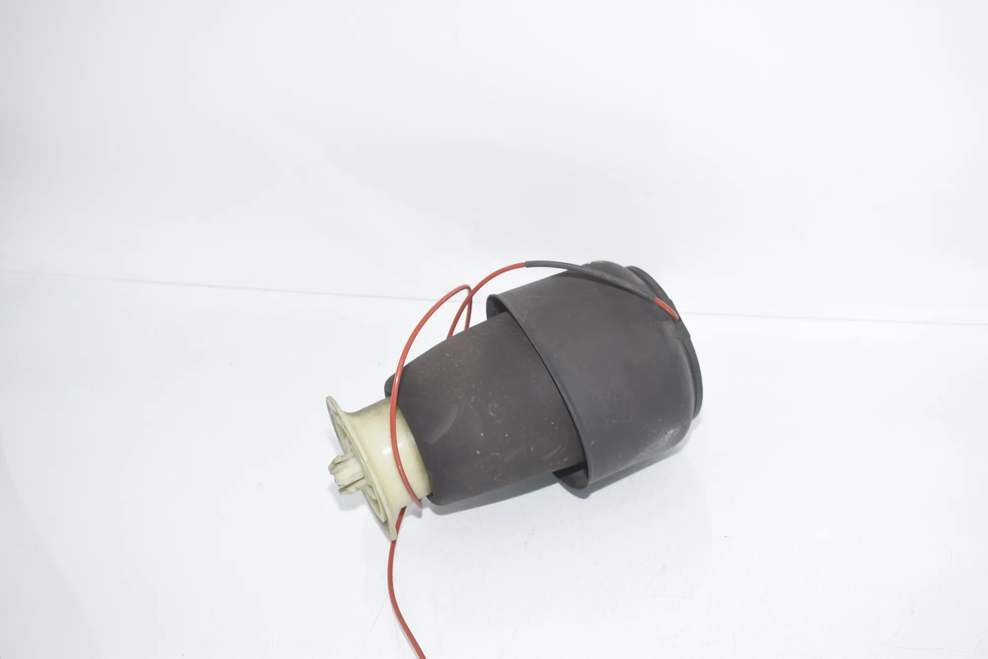 Rear Left Air Suspension Spring Bag – OEM 6784379 · BMW 5 Touring (F11) 530 d 2013 – 3