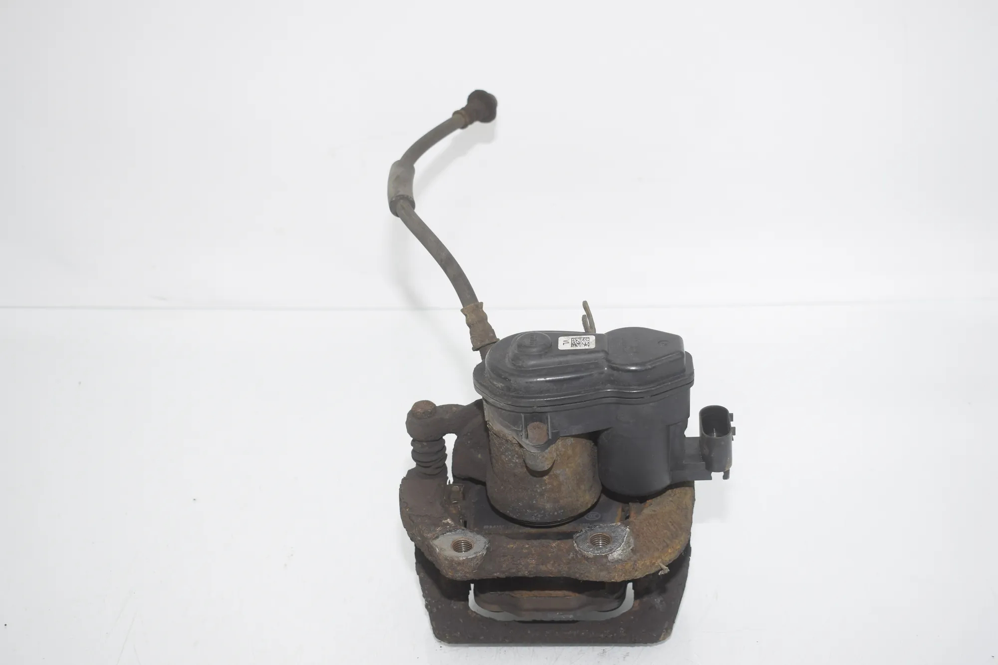 Rear Left Brake Caliper – OEM 6793047 · BMW 5 Touring (F11) 530 d 2013