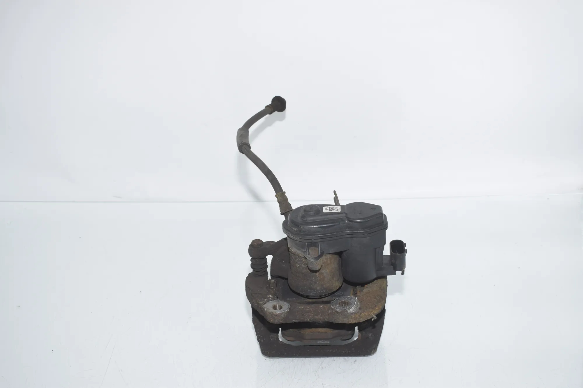 Rear Left Brake Caliper – OEM 6793047 · BMW 5 Touring (F11) 530 d 2013 – 2