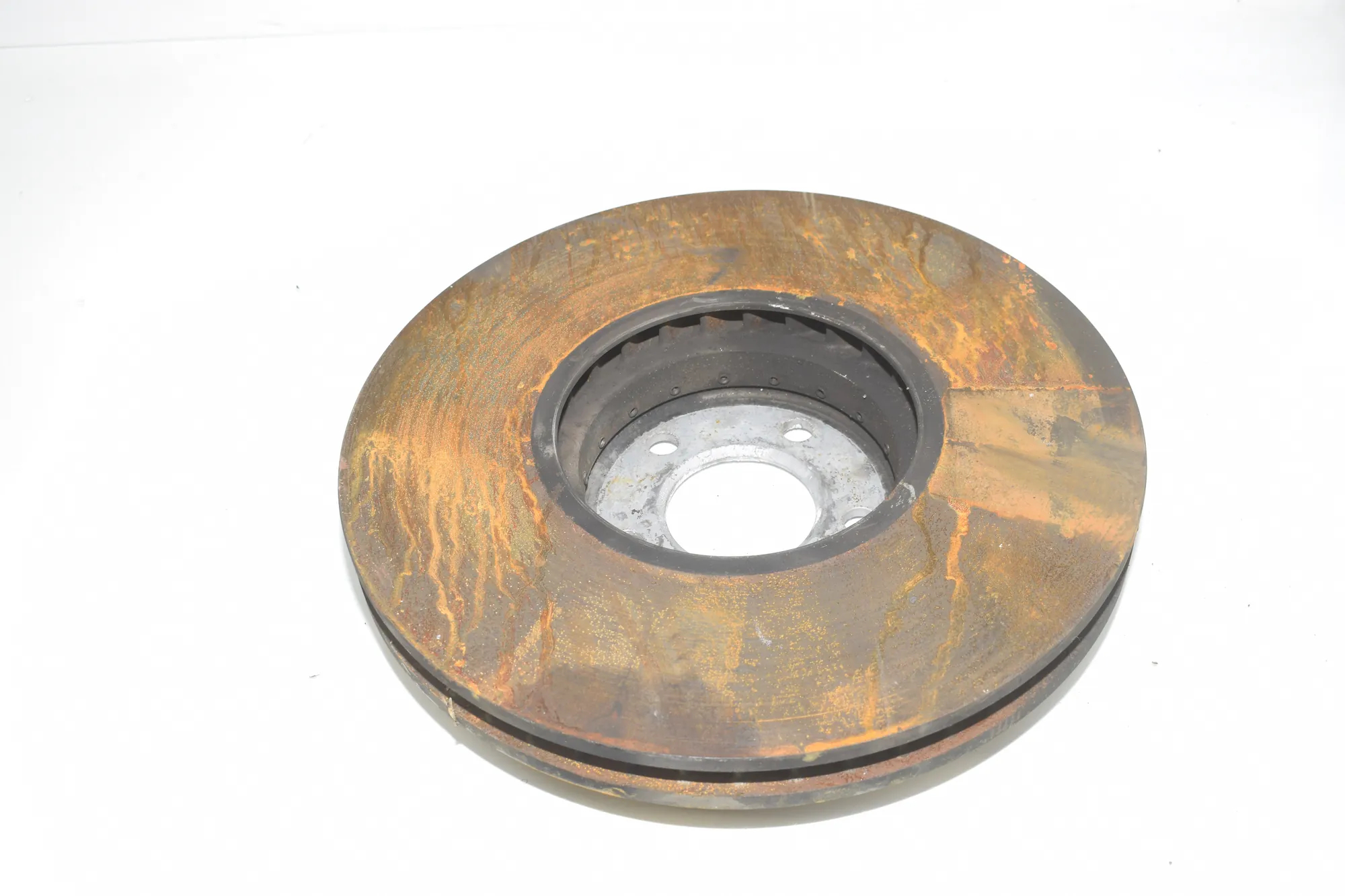Front Right Brake Disc – OEM 6898732 · BMW 7 (F01, F02) 750 i 2010 – 4