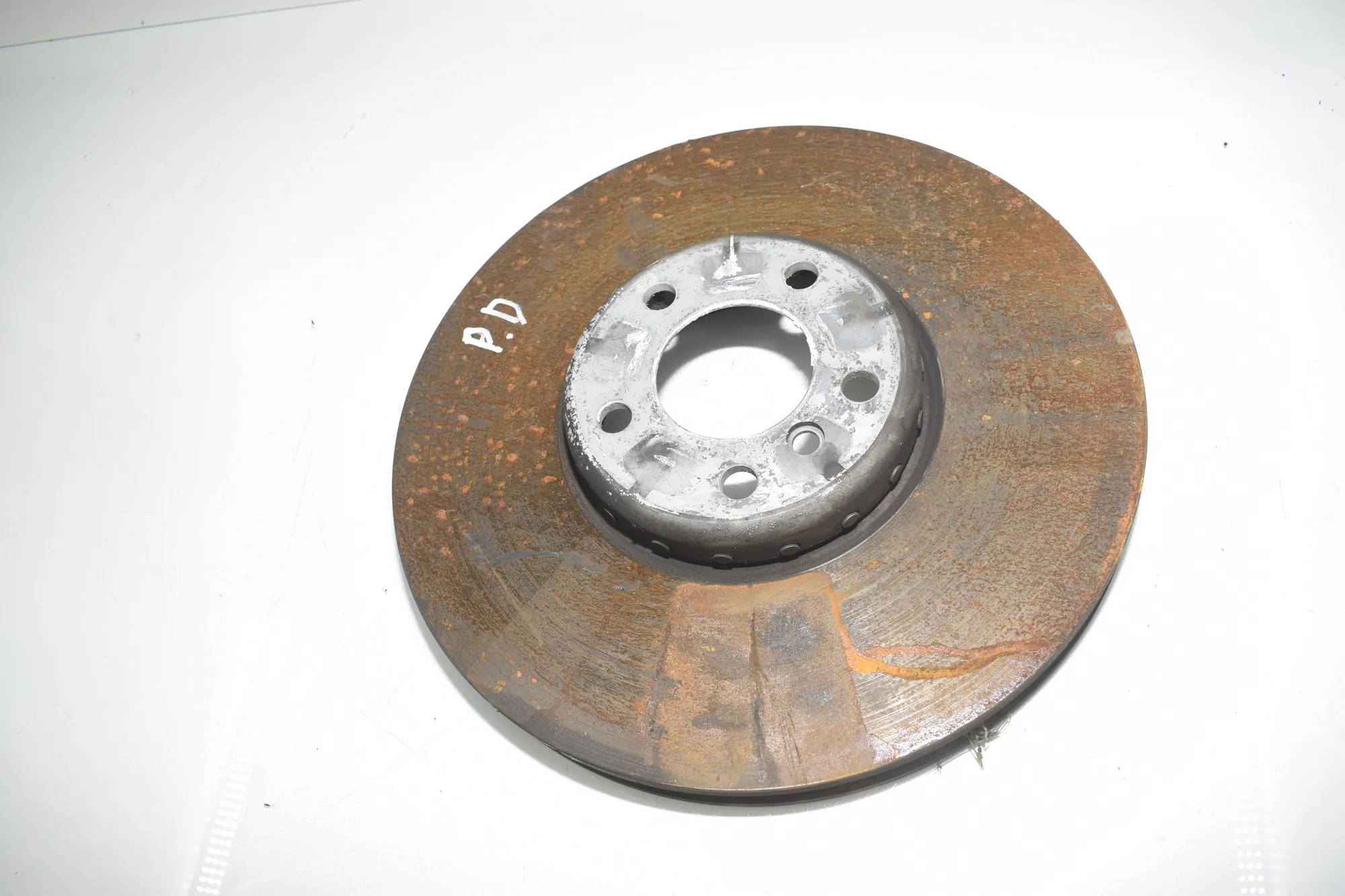 Front Right Brake Disc – OEM 6898732 · BMW 7 (F01, F02) 750 i 2010 – 3