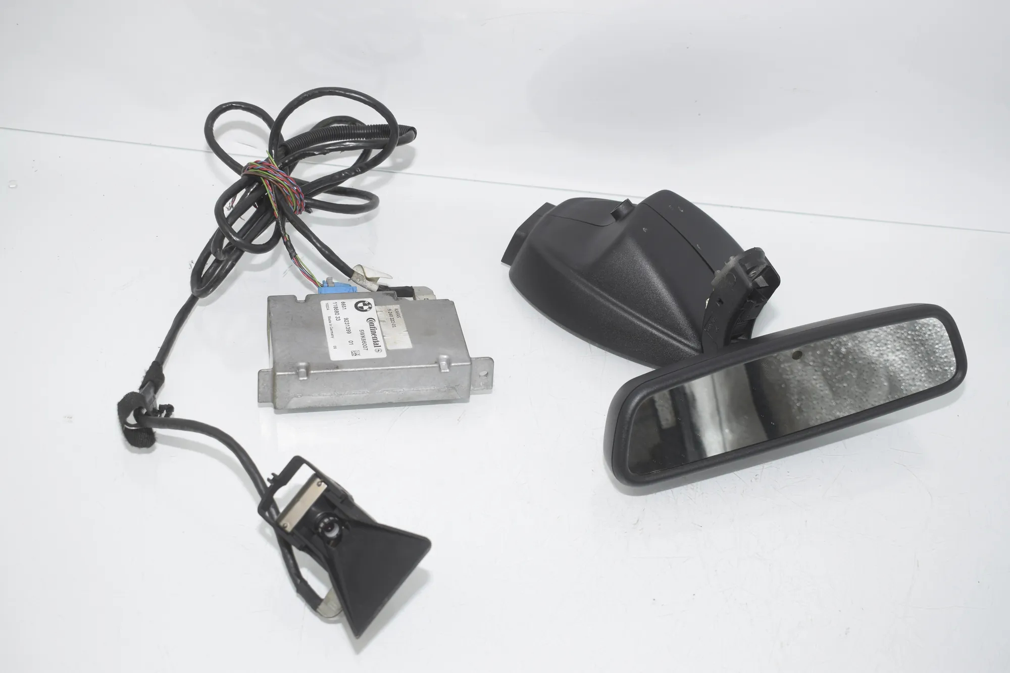Front Camera – OEM 9188377 · BMW 7 (F01, F02) 750 i 2010 – 3