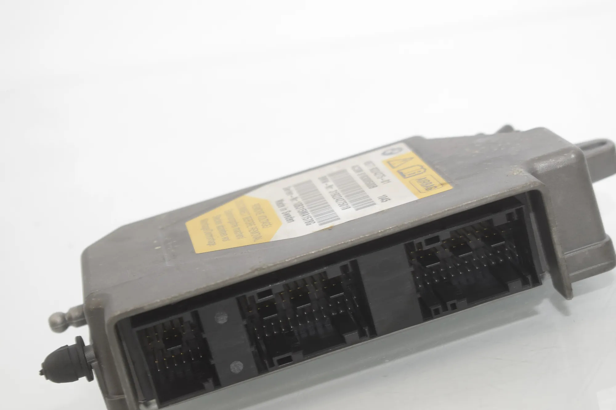 Distance Radar Sensor – OEM 9220039 · BMW 7 (F01, F02) 750 i 2010 – 8