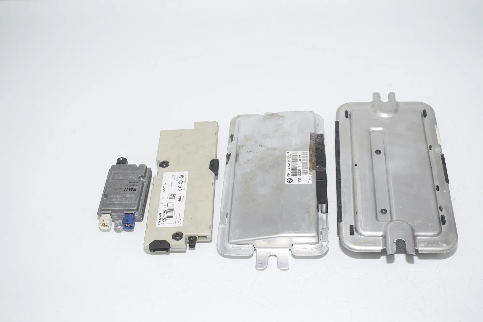 Other Control Units – OEM 6850298 · BMW 7 (F01, F02) 750 i 2010