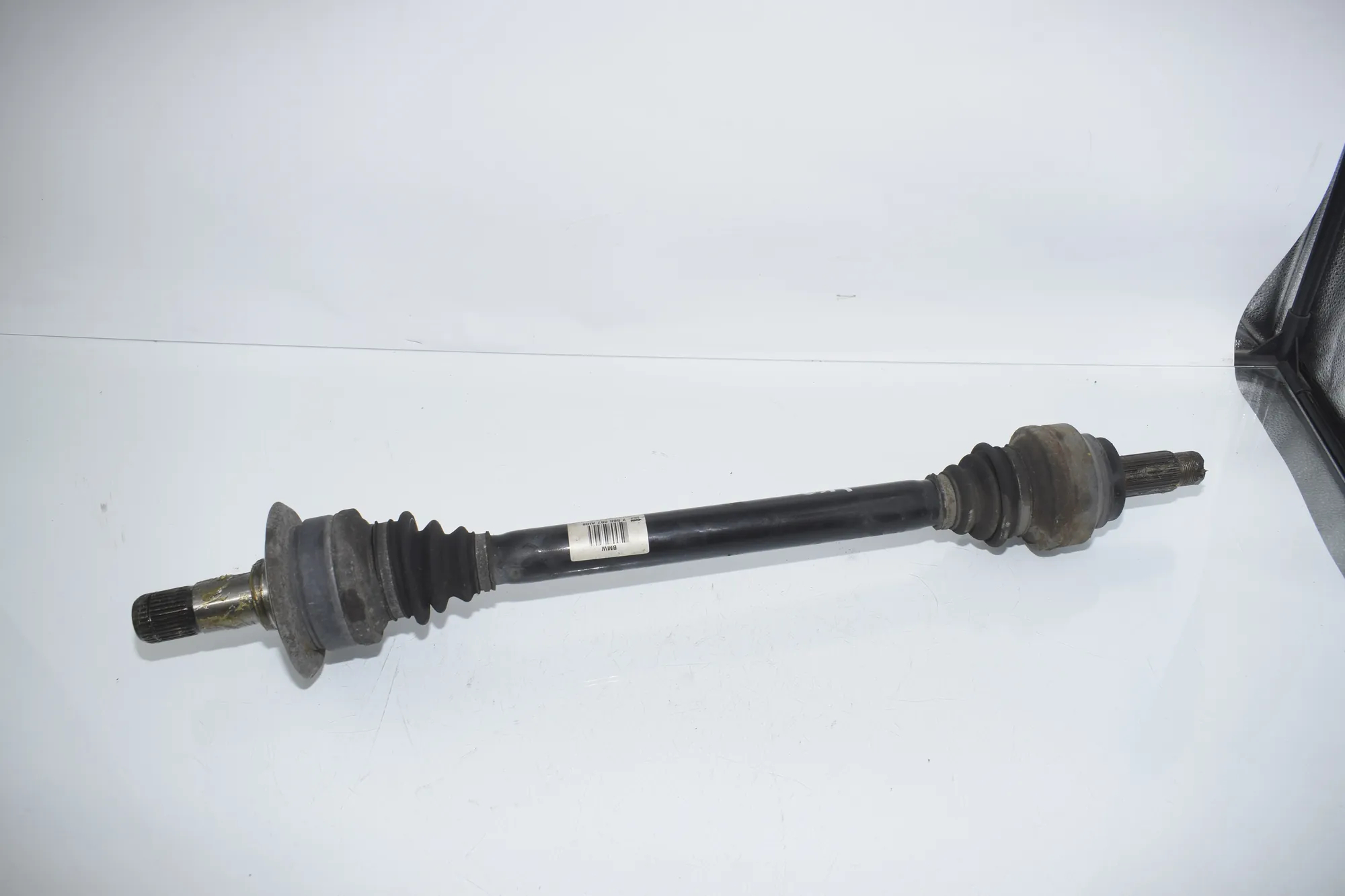 Rear Left Driveshaft – OEM 7566087 · BMW 7 (F01, F02) 750 i 2010 – 4