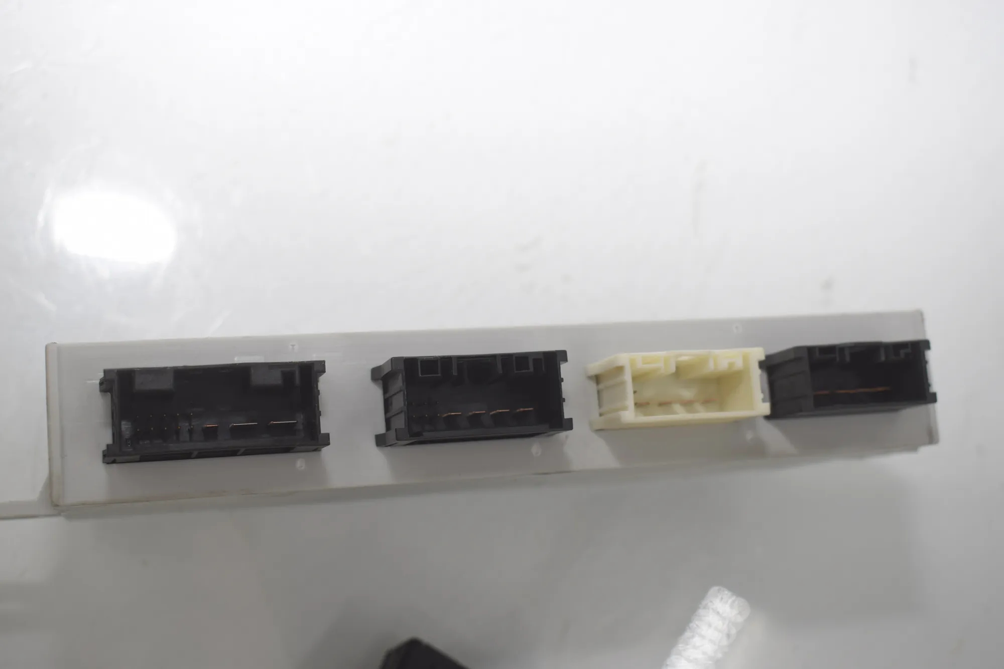 Tailgate Bootlid Control Unit – OEM 7365898 · BMW 5 Touring (F11) 530 d 2013 – 4