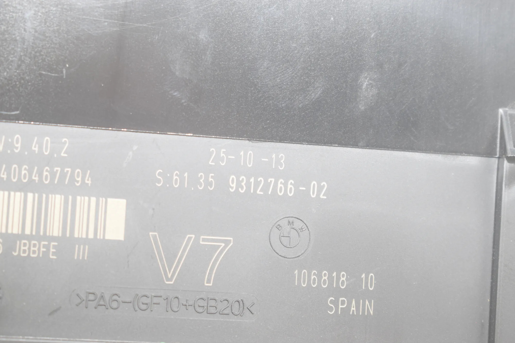 Other Control Units – OEM 9313929 · BMW 5 Touring (F11) 530 d 2013 – 8