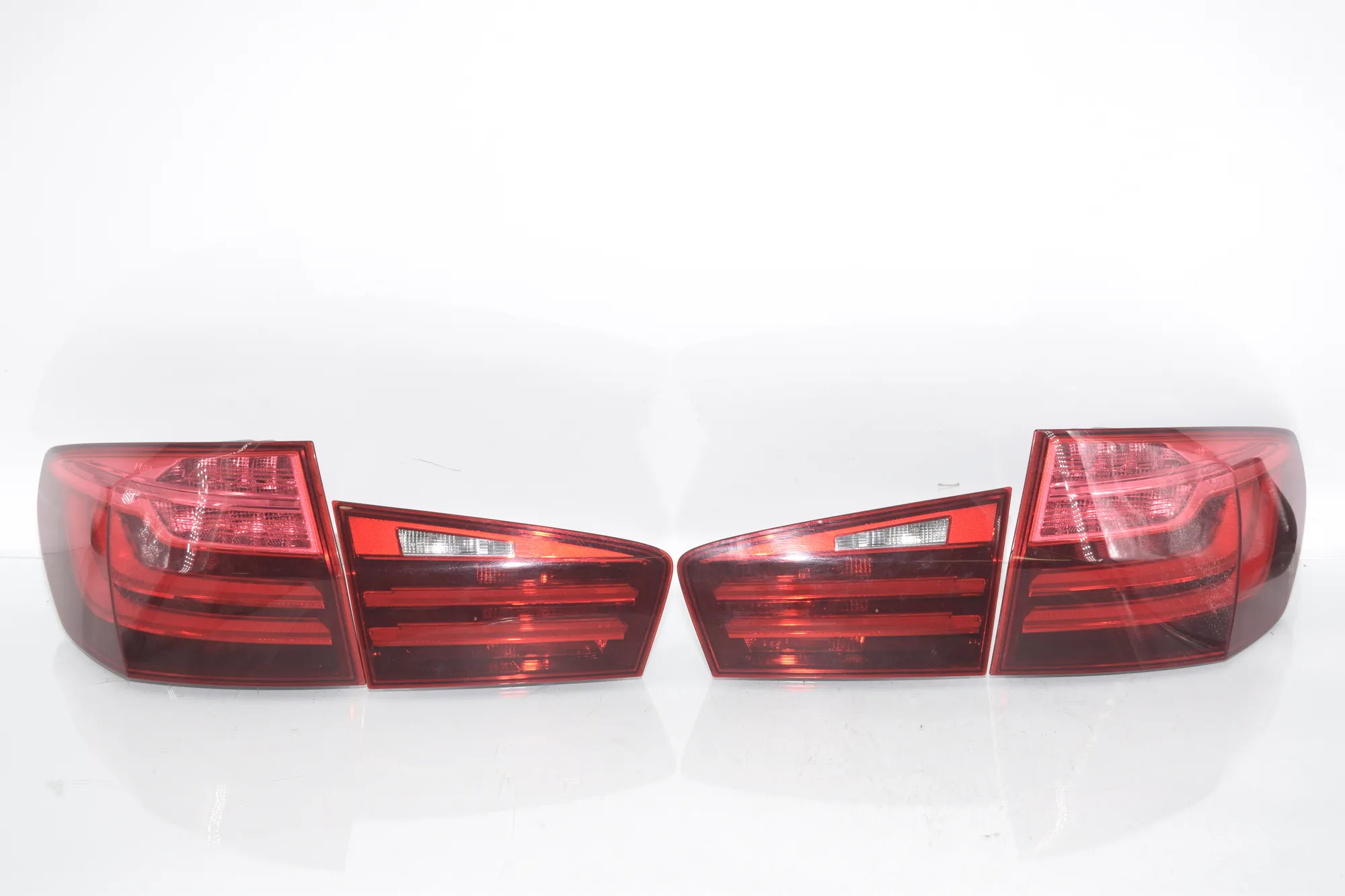 Rear Tail Light Set – OEM 7370345 · BMW 5 Touring (F11) 530 d 2013