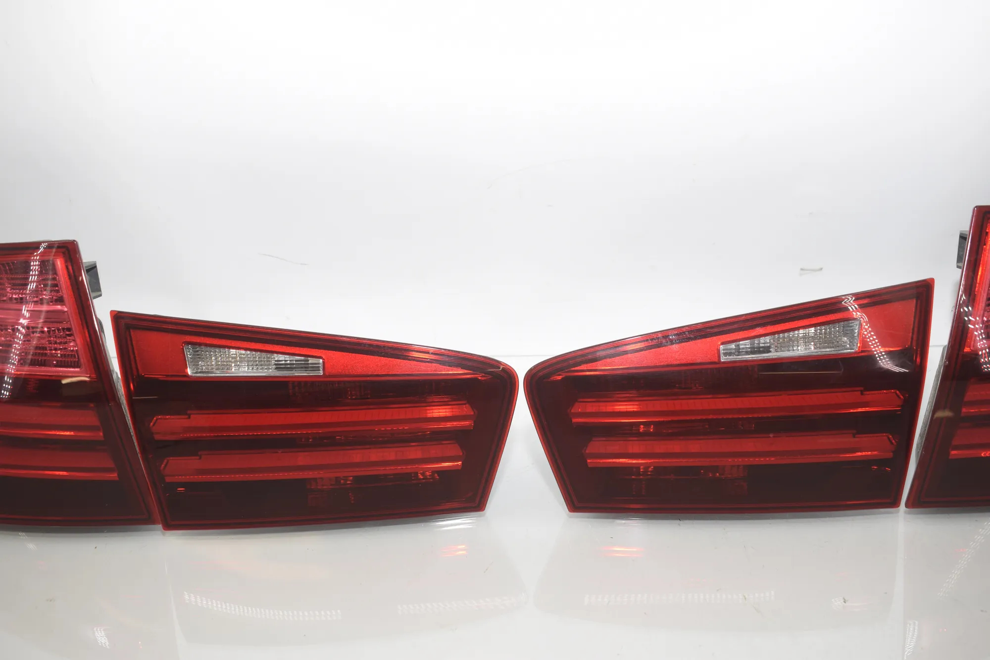 Rear Tail Light Set – OEM 7370345 · BMW 5 Touring (F11) 530 d 2013 – 6