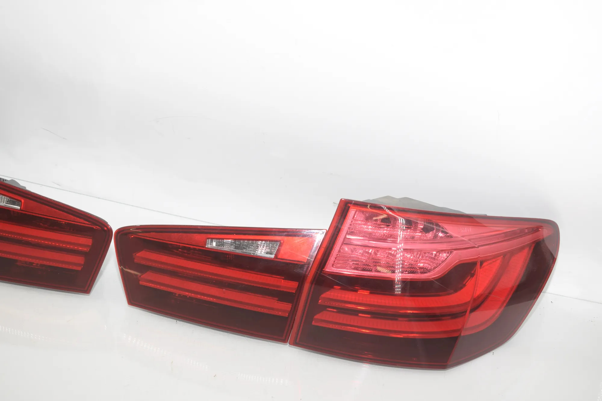 Rear Tail Light Set – OEM 7370345 · BMW 5 Touring (F11) 530 d 2013 – 4