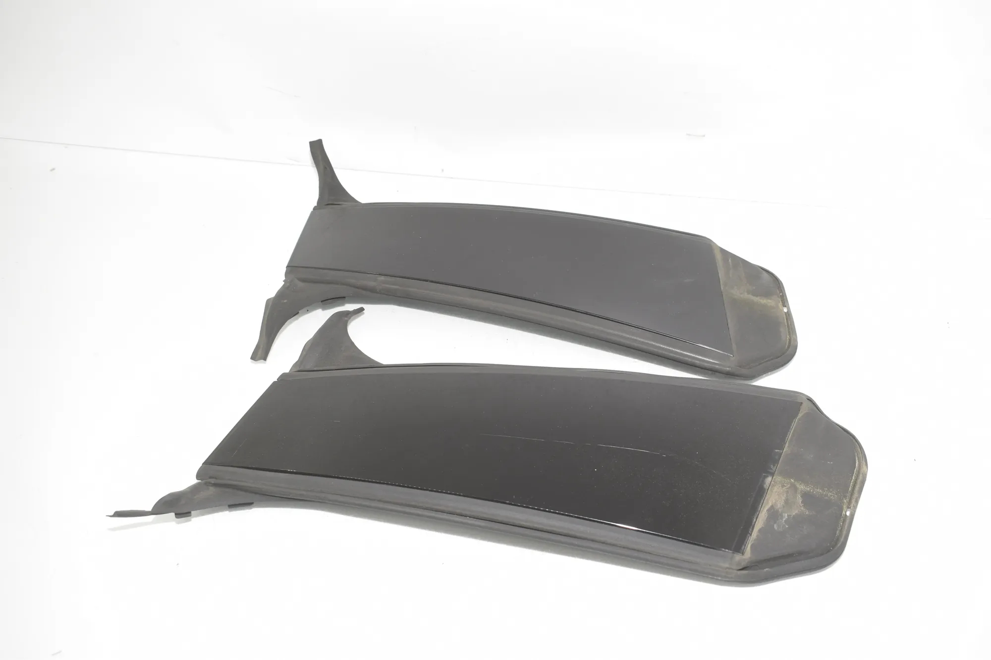 Front Right Door Vertical Trim – OEM 7453304 · BMW 4 Gran Coupe (F36) 430 d 2016 – 3