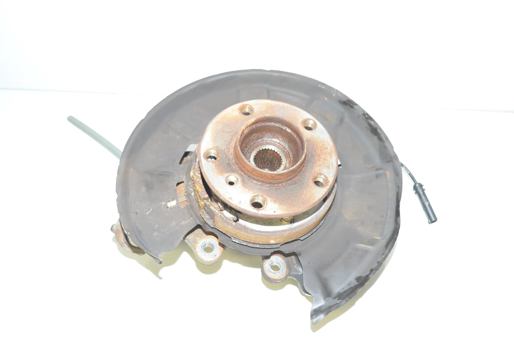Front Right Wheel Hub – OEM 6792286 · BMW 2 Cabrio (F23) 220 i 2016