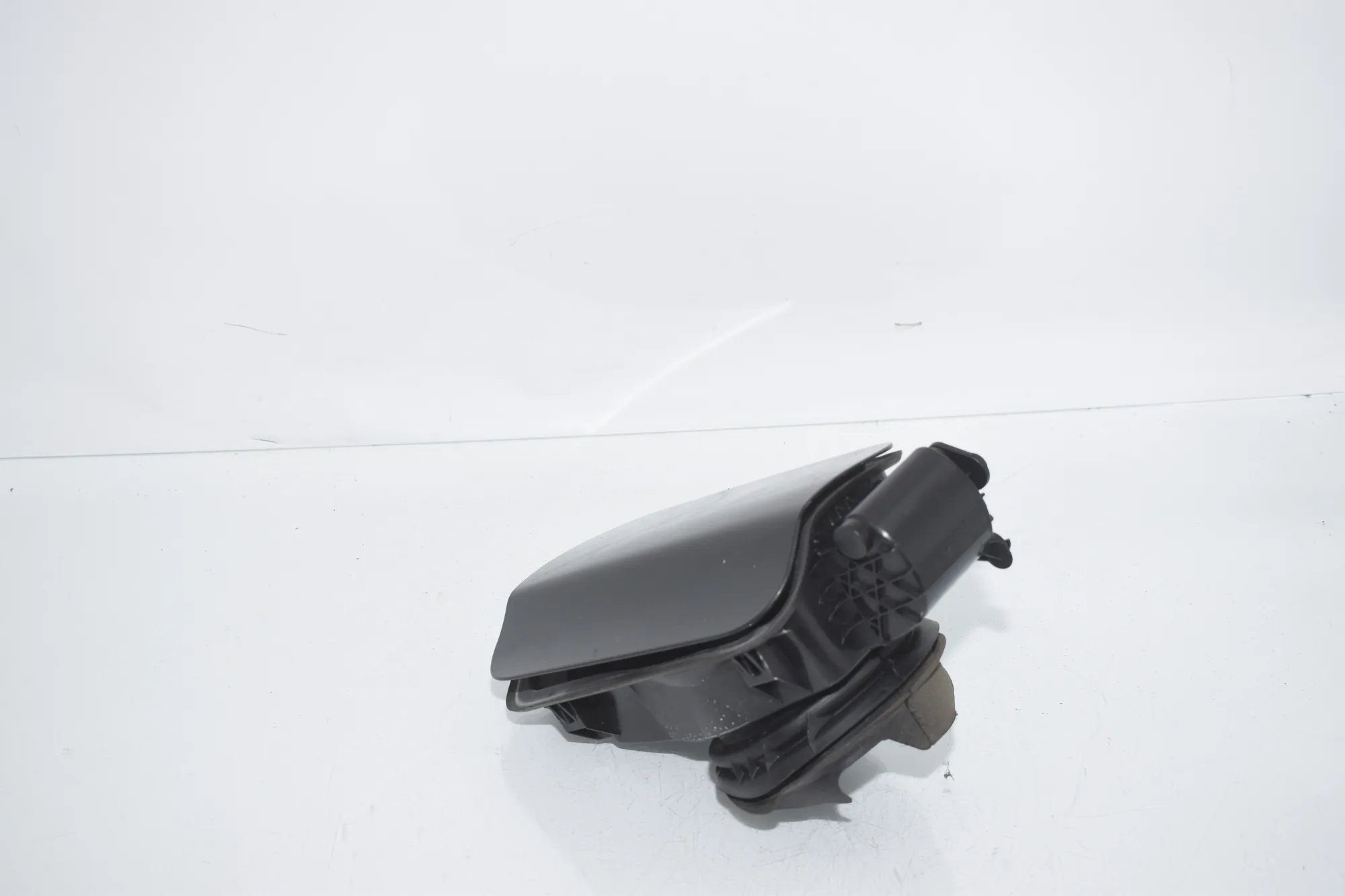Fuel Tank Flap Cap – OEM 7217767 · BMW 5 Touring (F11) 530 d 2013 – 2