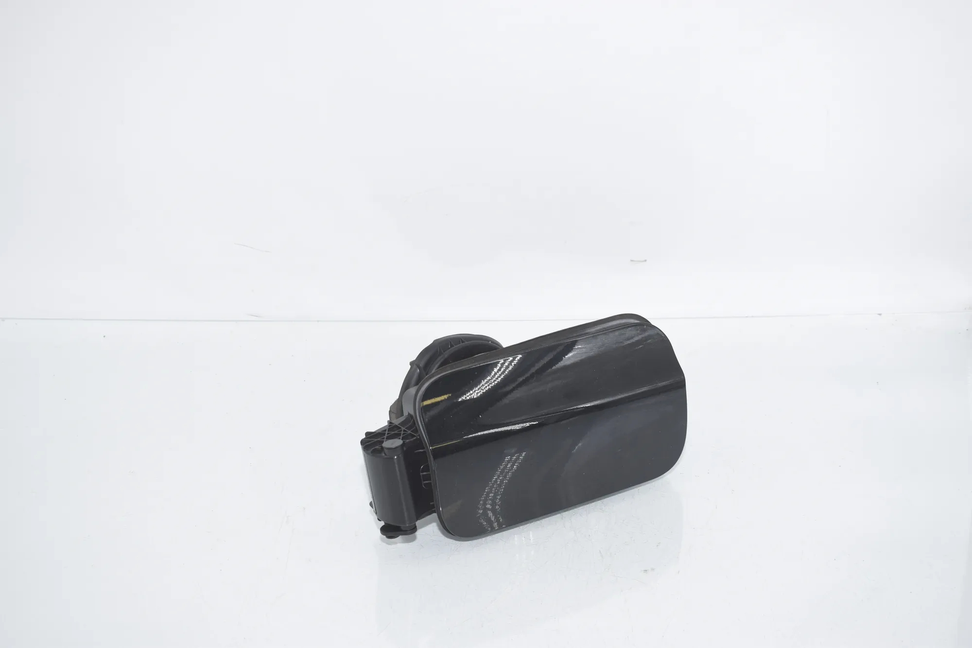 Fuel Tank Flap Cap – OEM 7217767 · BMW 5 Touring (F11) 530 d 2013