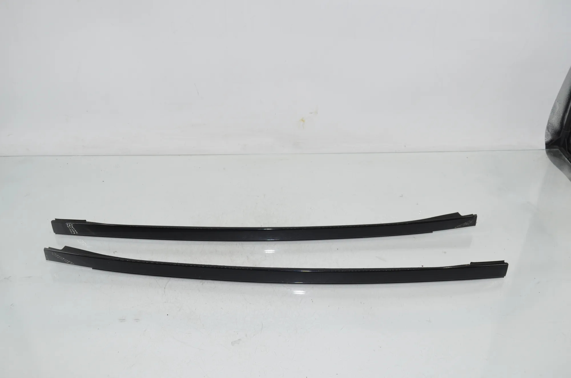 Front Windshield Trim – OEM 7362464 · BMW 5 Touring (F11) 530 d 2013 – 2
