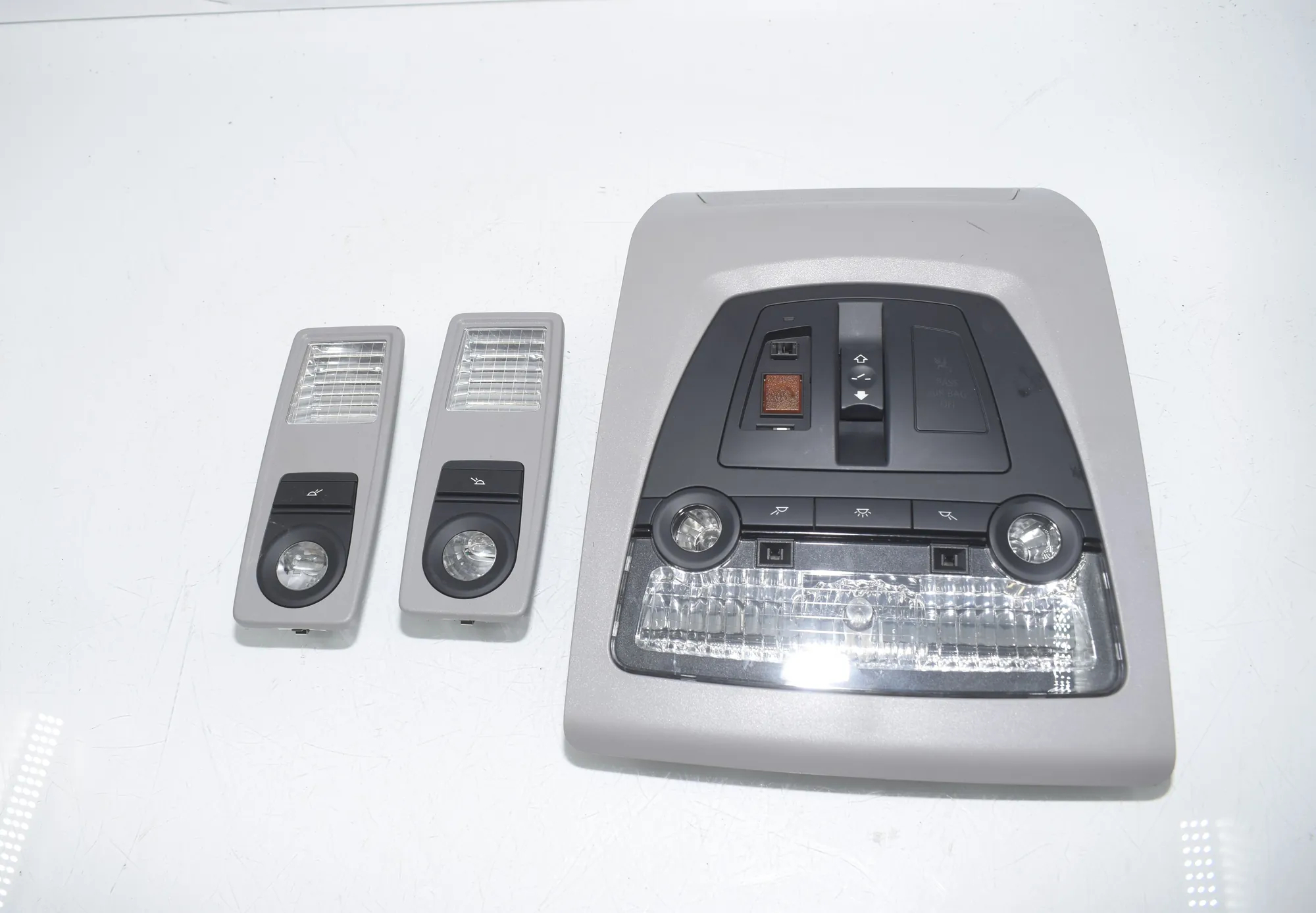 Interior Lighting – OEM 9215619 · BMW 5 Touring (F11) 530 d 2013 – 2