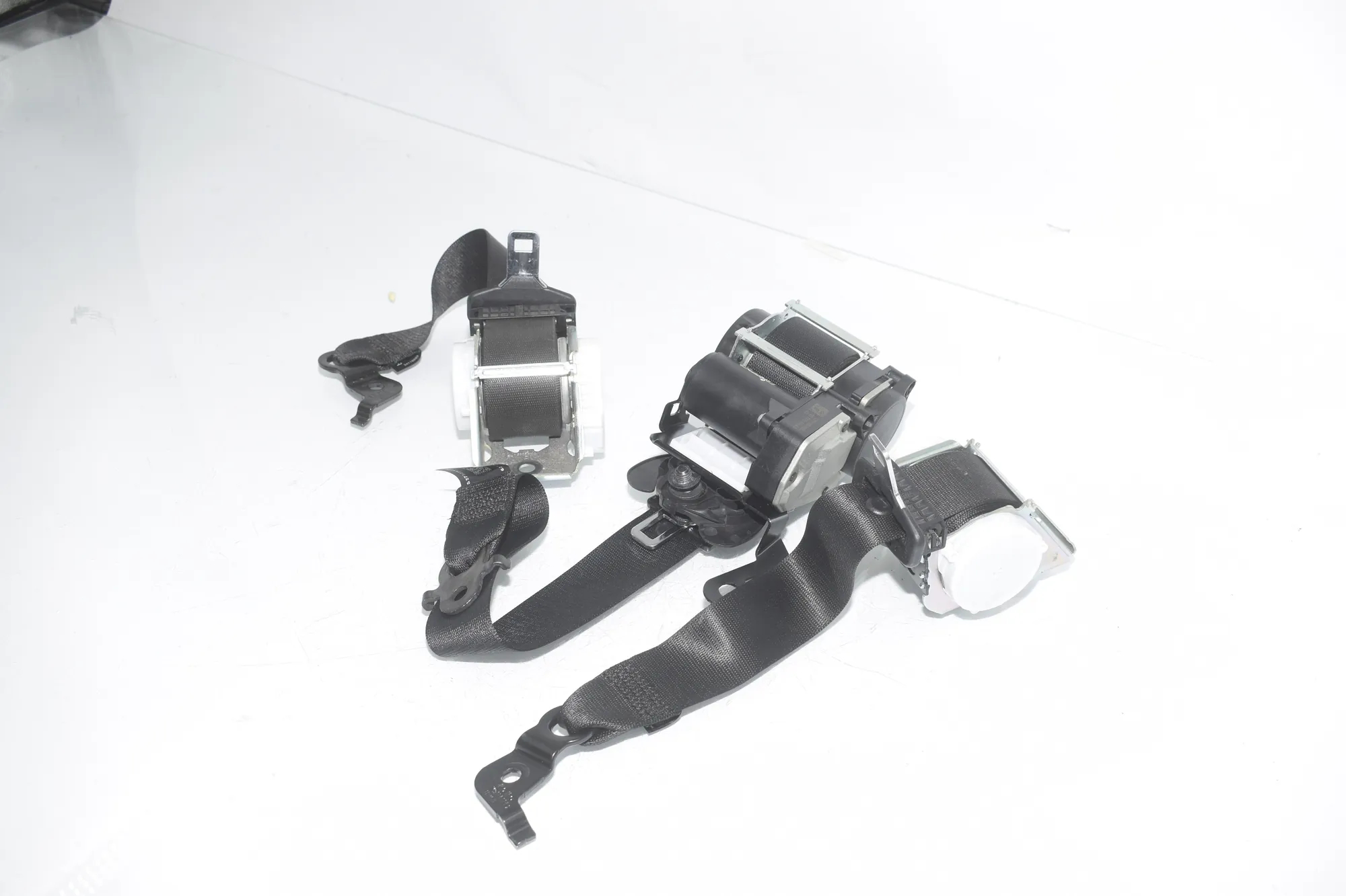 Front Right Seatbelt – OEM 7285868 · BMW 5 Touring (F11) 530 d 2013 – 3