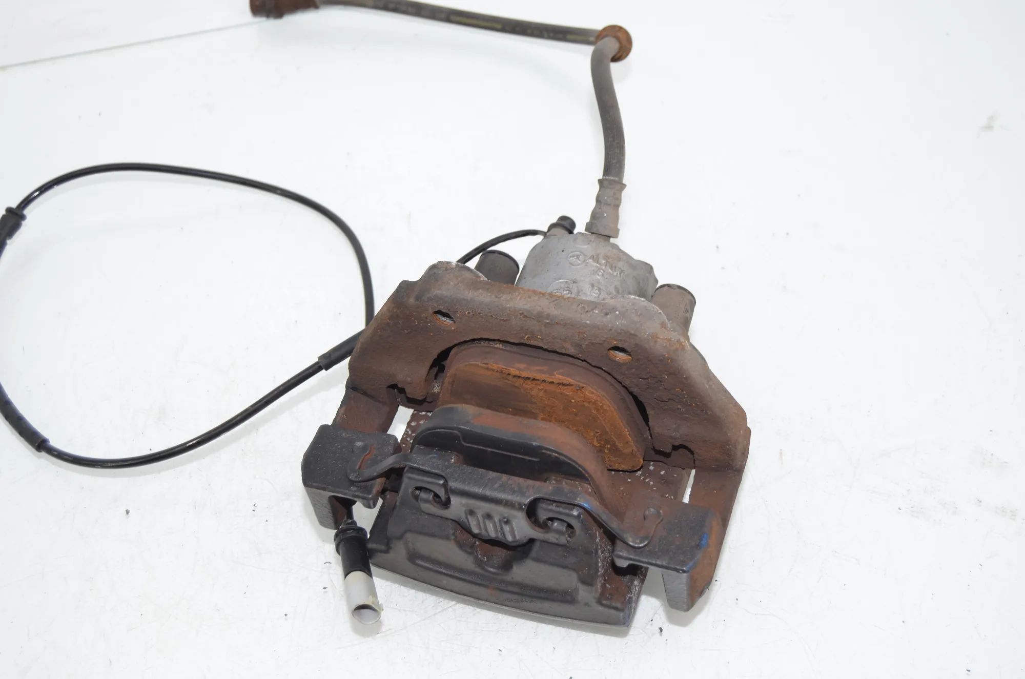 Rear Right Brake Caliper – OEM 6776790 · BMW X5 (F15, F85) M 50 d 2014 – 3