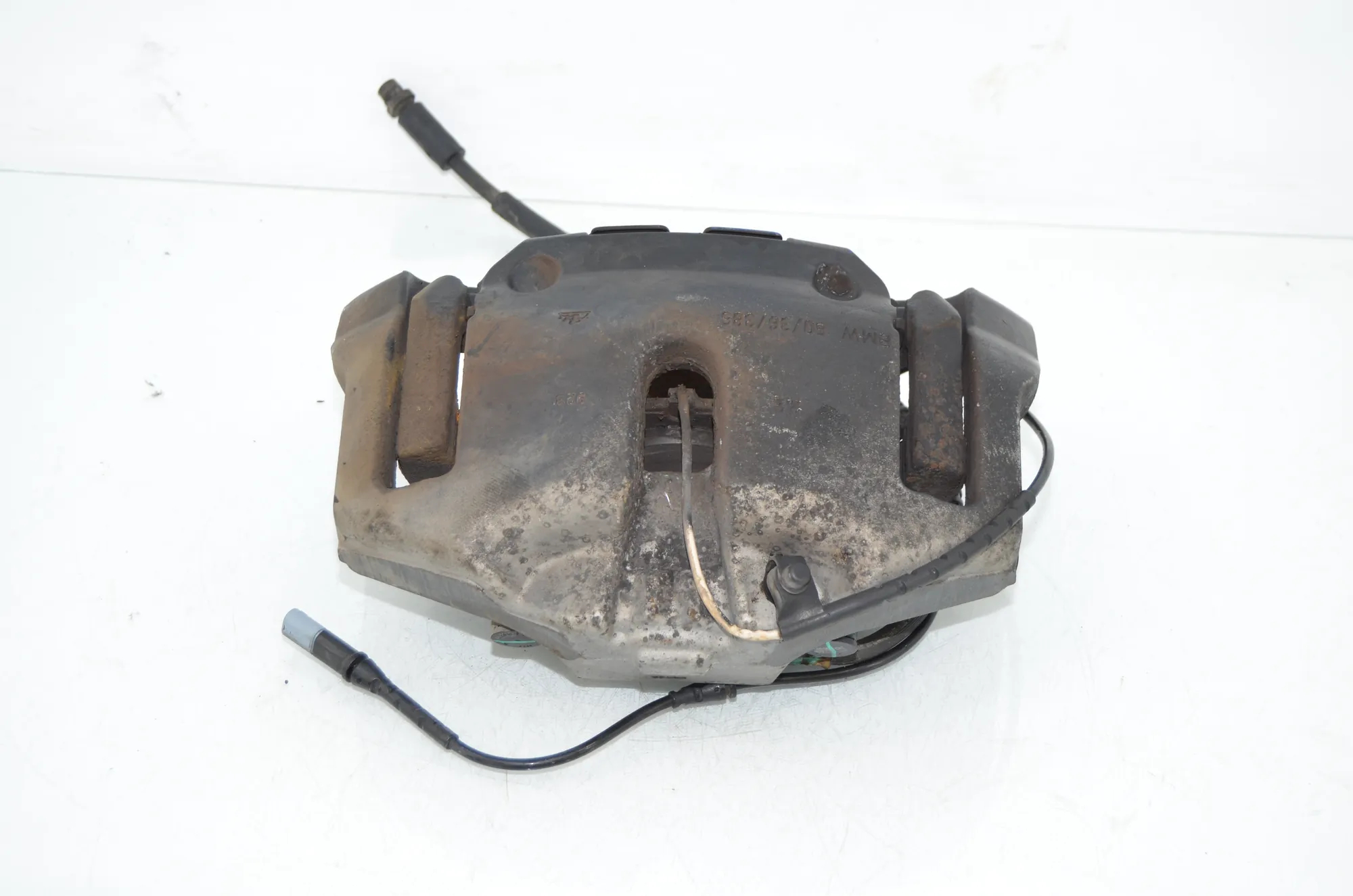 Front Left Brake Caliper – OEM 6788431 · BMW X5 (F15, F85) M 50 d 2014 – 2
