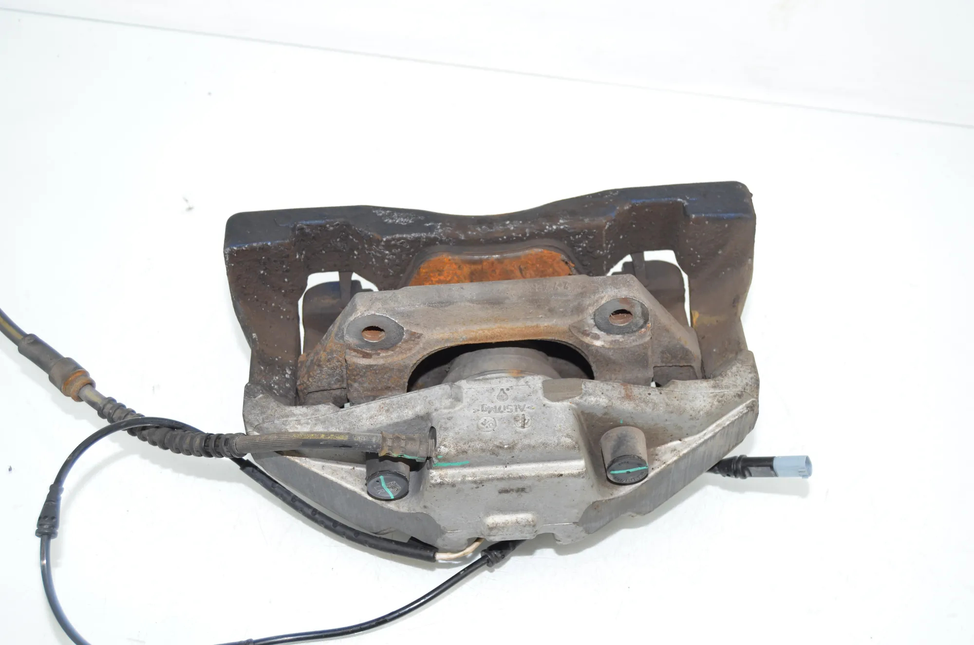 Front Left Brake Caliper – OEM 6788431 · BMW X5 (F15, F85) M 50 d 2014 – 4