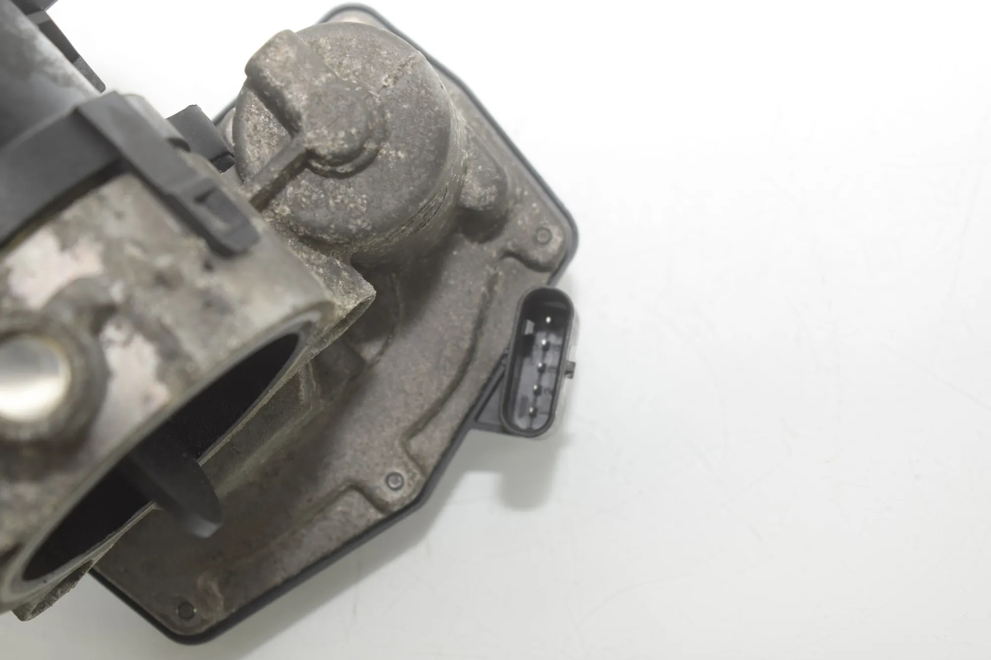 Throttle Body – OEM 7810752 · BMW X3 (F25) xDrive 30 d 2014 – 5