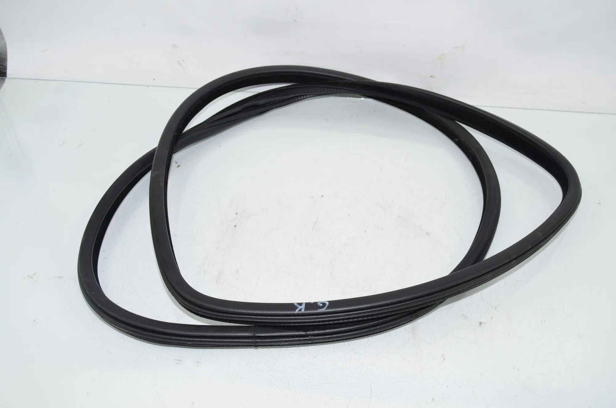 Rear Left Door Seal Rubber – OEM 7289689 · BMW X5 (F15, F85) M 50 d 2014 – 2