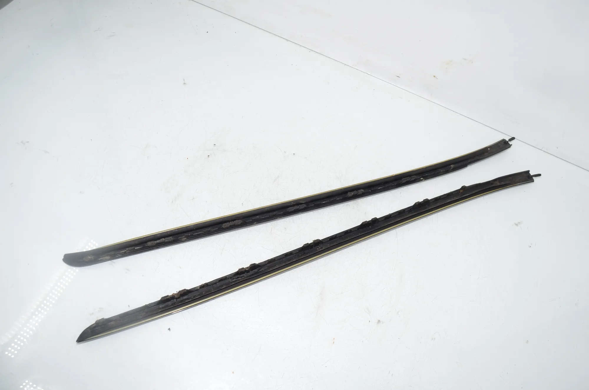 Front Windshield Trim – OEM 7387917 · BMW X5 (F15, F85) M 50 d 2014 – 3
