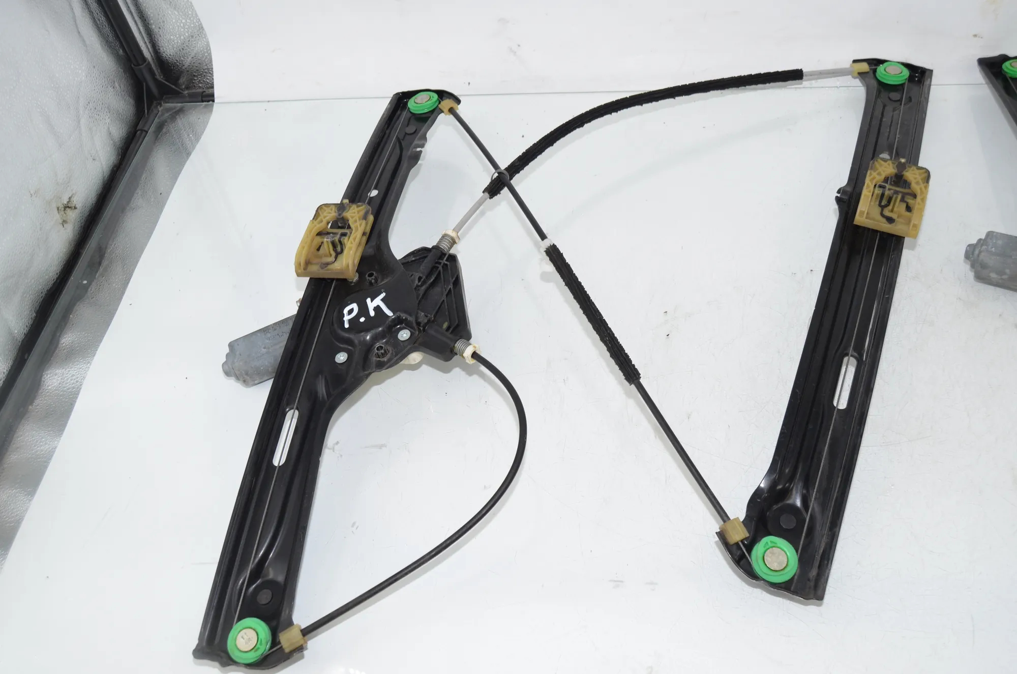 Front Left Door Window Regulator – OEM 7286483 · BMW X5 (F15, F85) M 50 d 2014 – 2