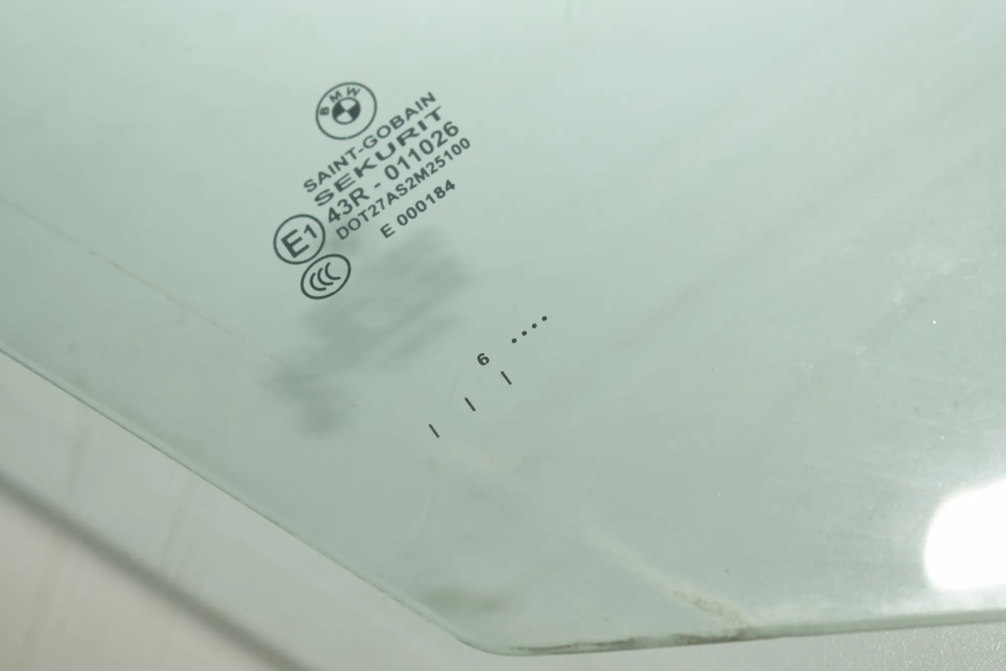 Front Right Door Window – OEM 7337982 · BMW 7 (G11, G12) 730 d 2016 – 4
