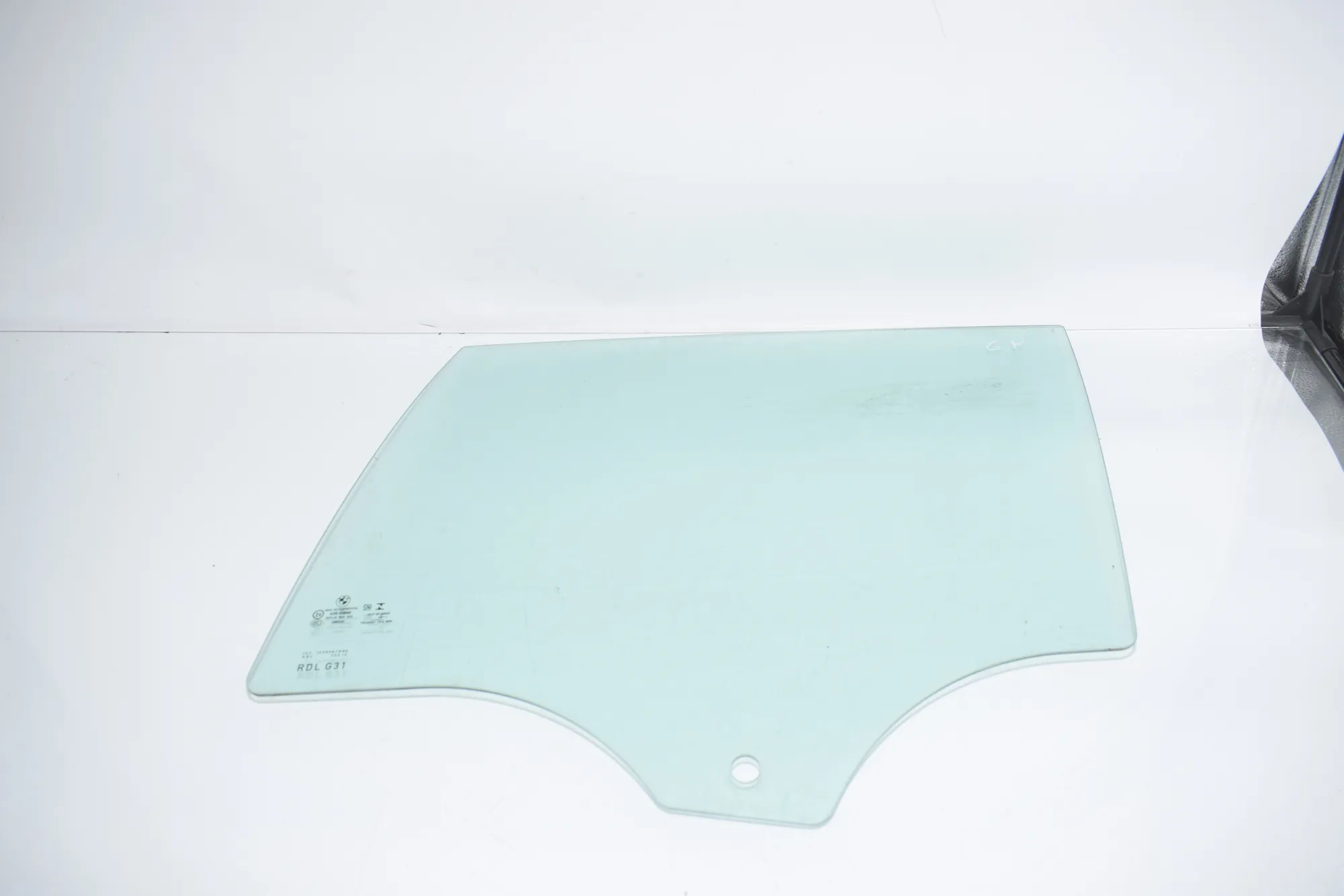 Rear Left Door Window – OEM 7339459 · BMW 5 Touring (G31) (2017 - -) 520 d 2019 – 2
