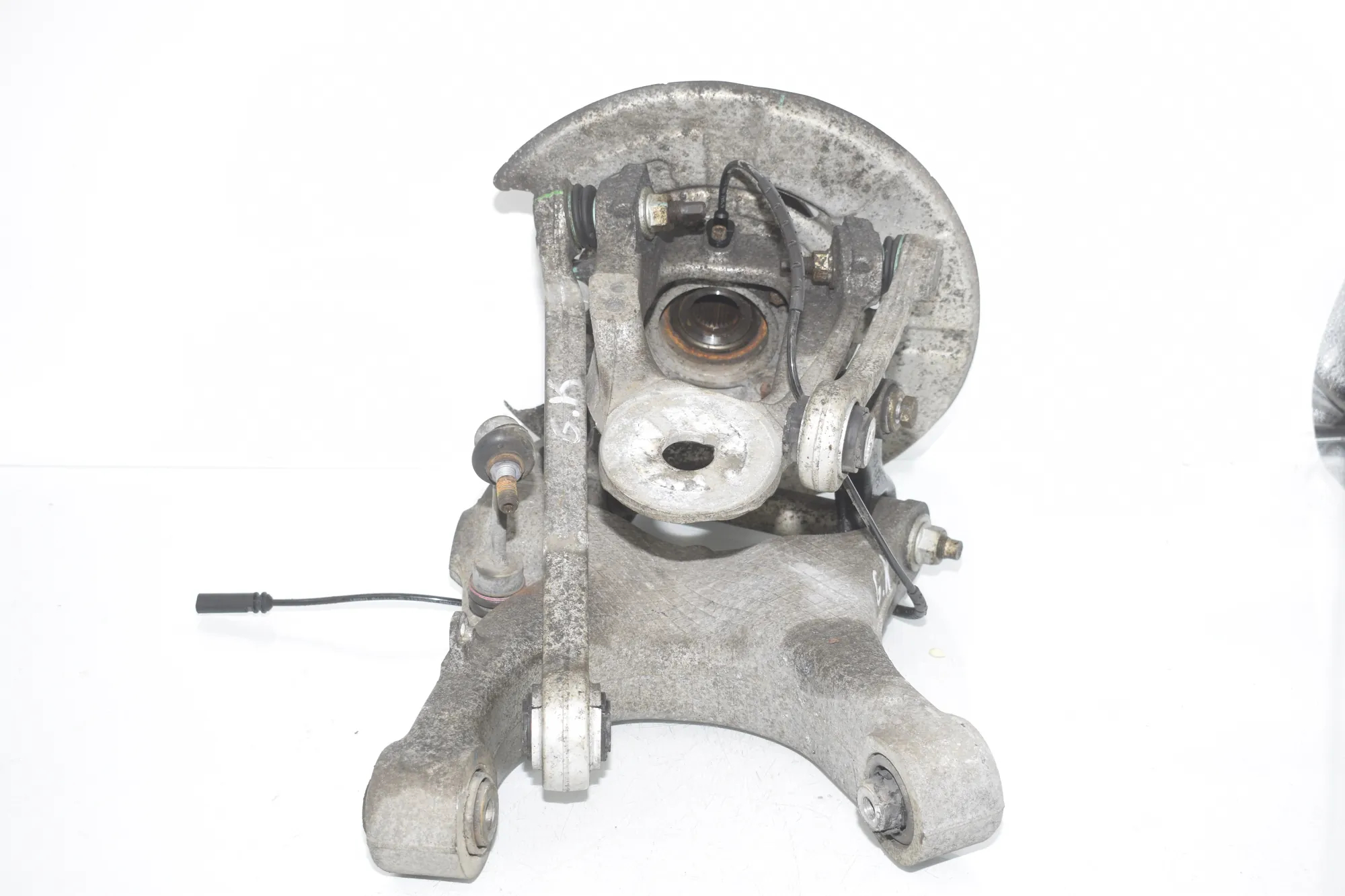 Rear Left Wheel Hub Spindle – OEM 6879101 · BMW X5 (F15, F85) M 50 d 2014 – 3