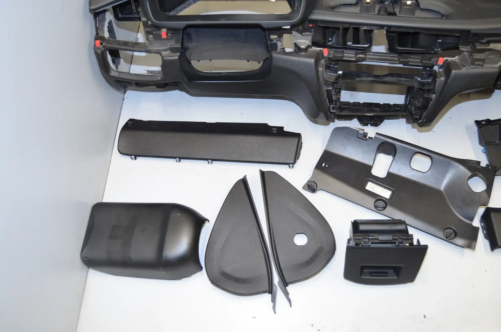 Dashboard – OEM 9298608 · BMW X5 (F15, F85) M 50 d 2014 – 2