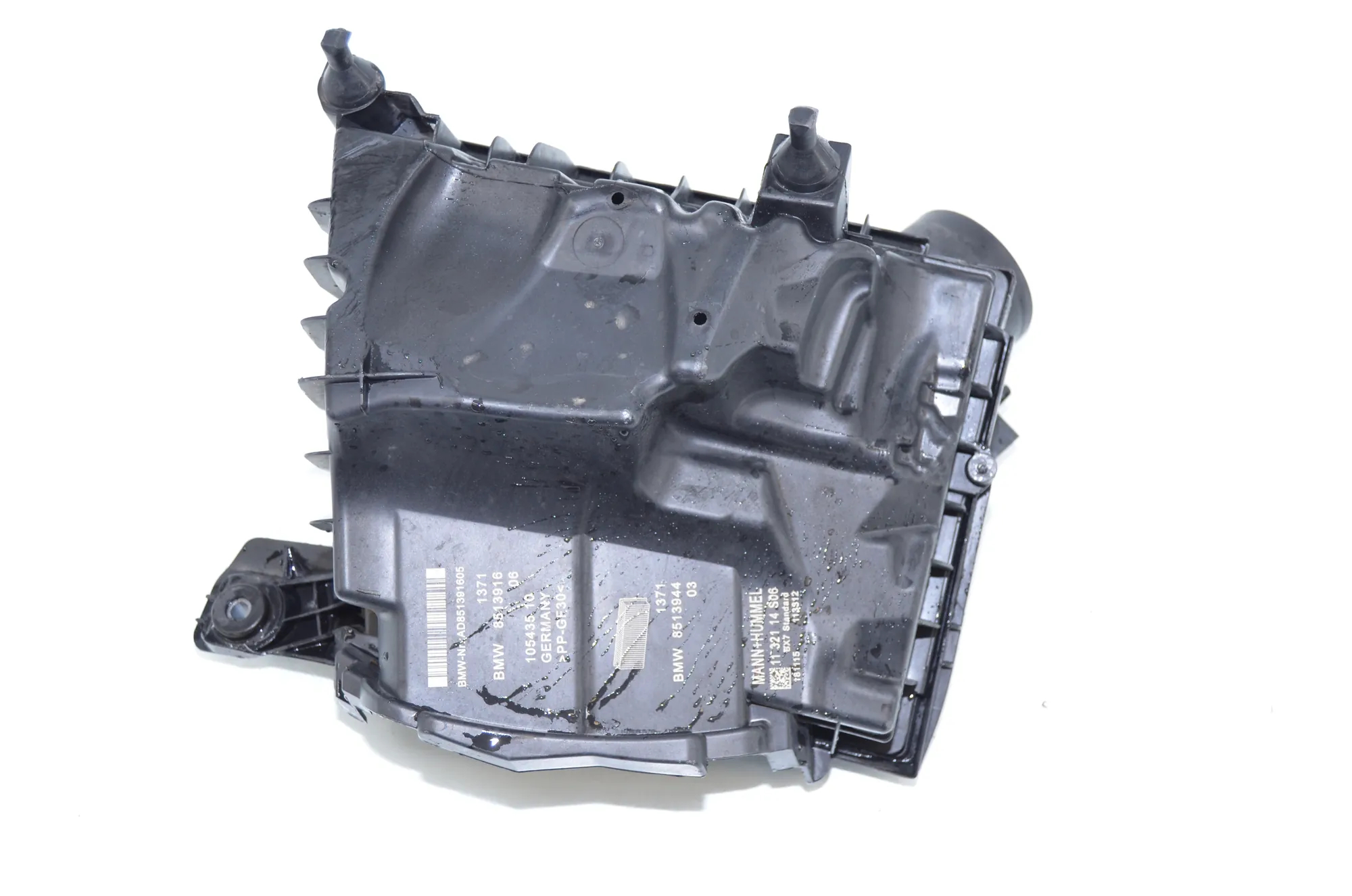 Air Filter Box – OEM 8513916 · BMW 2 Gran Tourer (F46) 220 d xDrive 2018 – 3