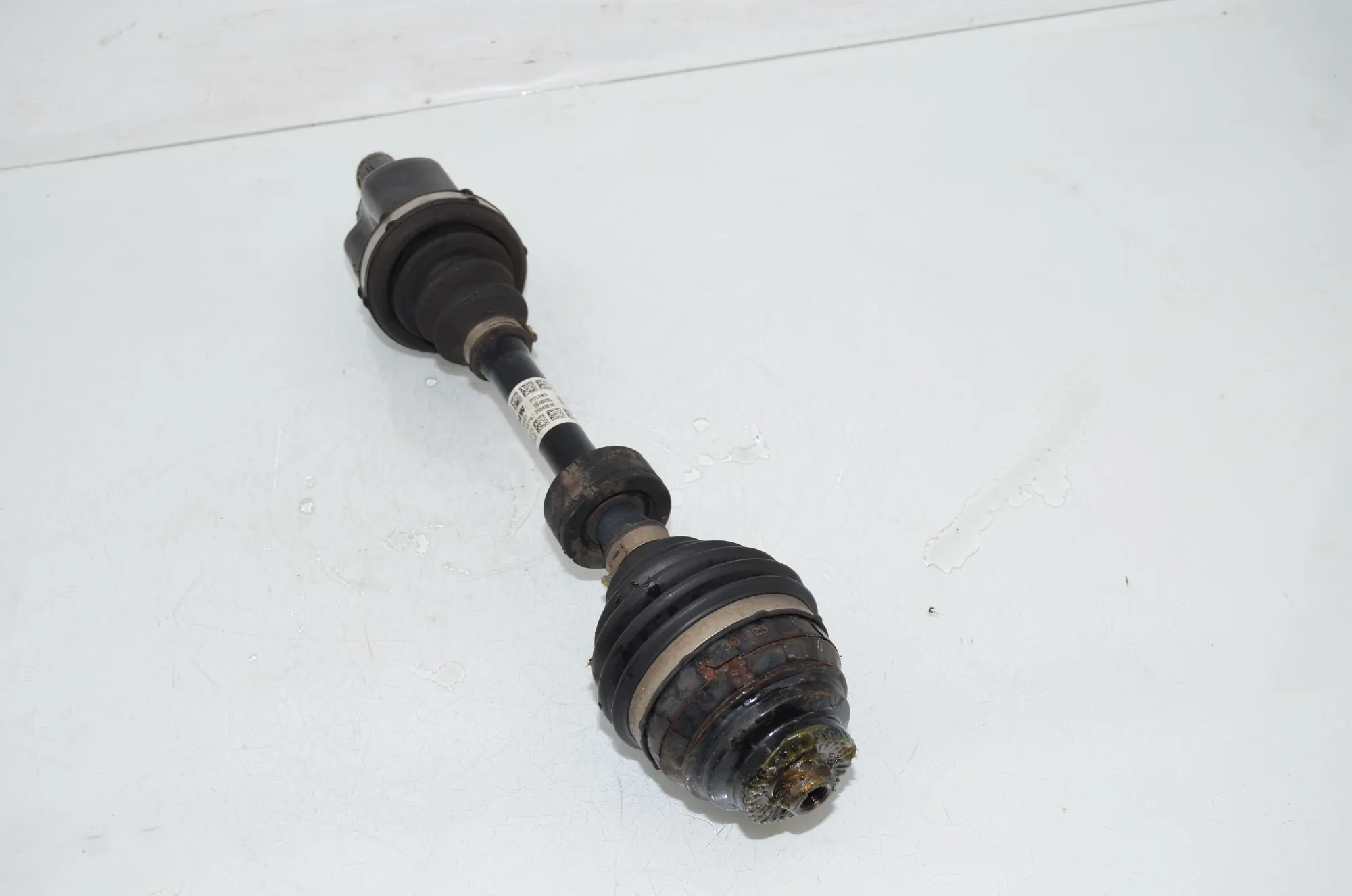 Front Left Driveshaft – OEM 8482645 · BMW 2 Gran Tourer (F46) 220 d xDrive 2018 – 3