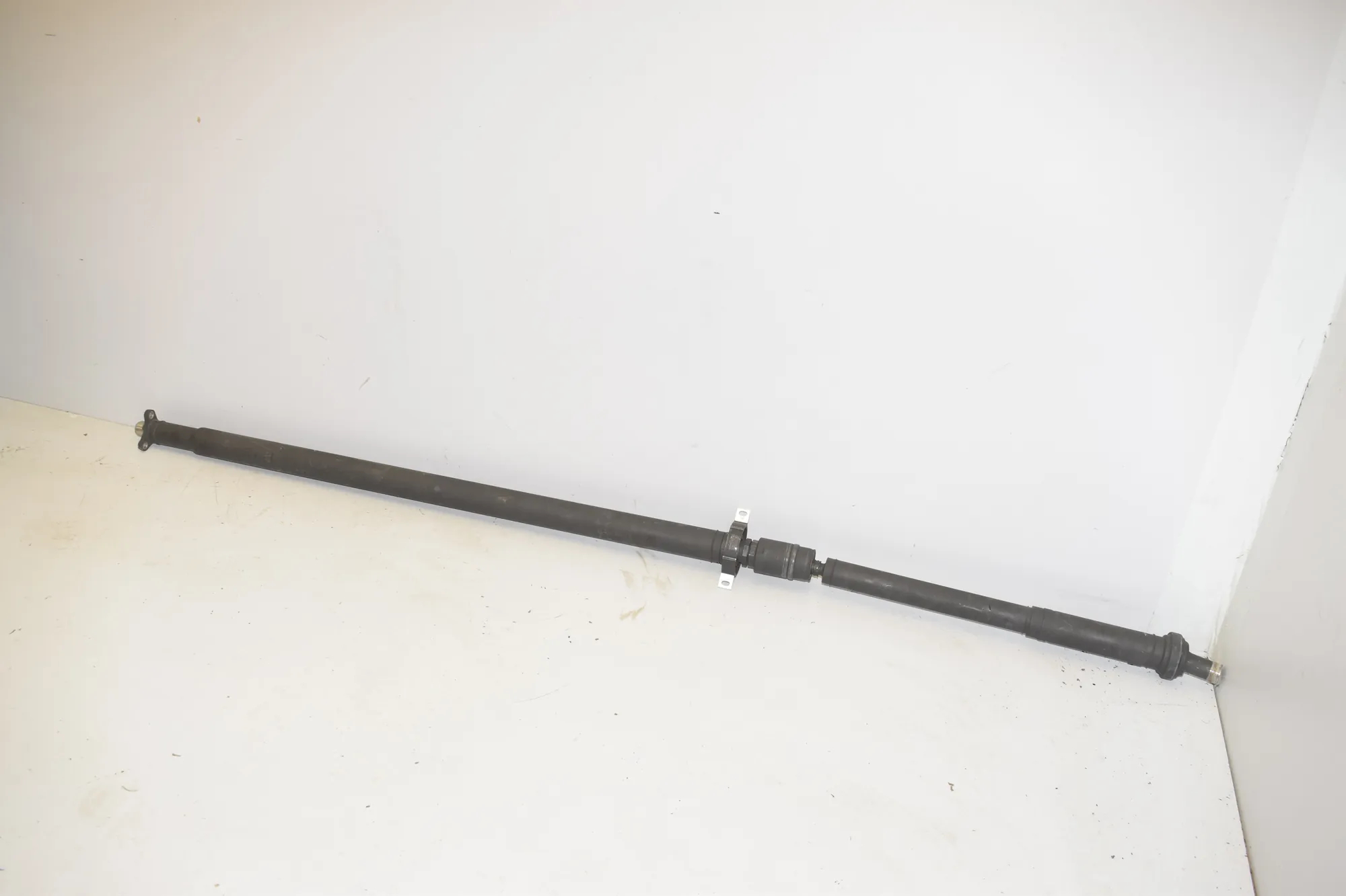Propshaft Cardan – OEM 8839378 · BMW 2 Gran Tourer (F46) 220 d xDrive 2018 – 2