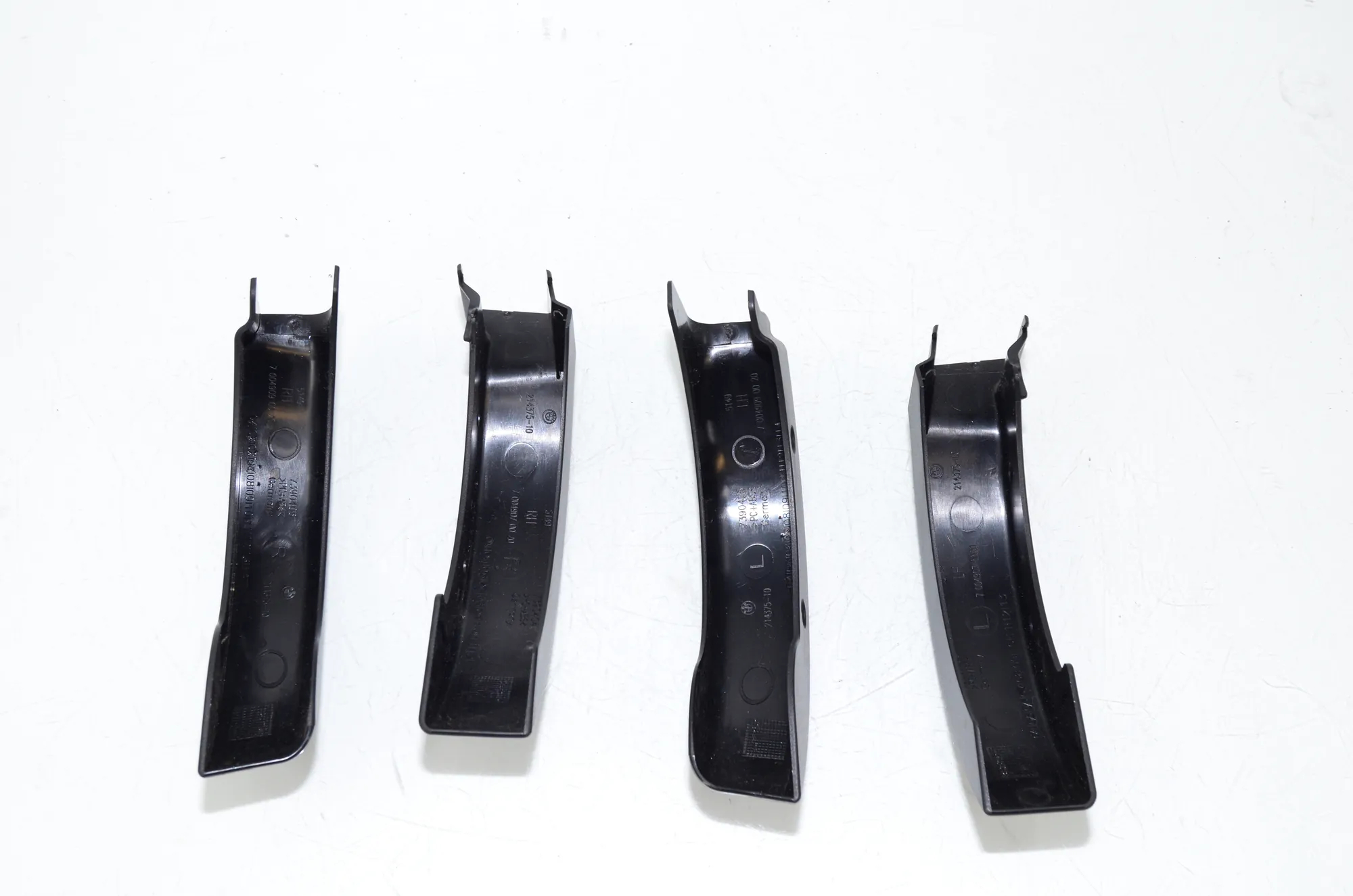 Hinge Trim – OEM 7390403 · BMW 5 Touring (G31) (2017 - -) 520 d 2019 – 3