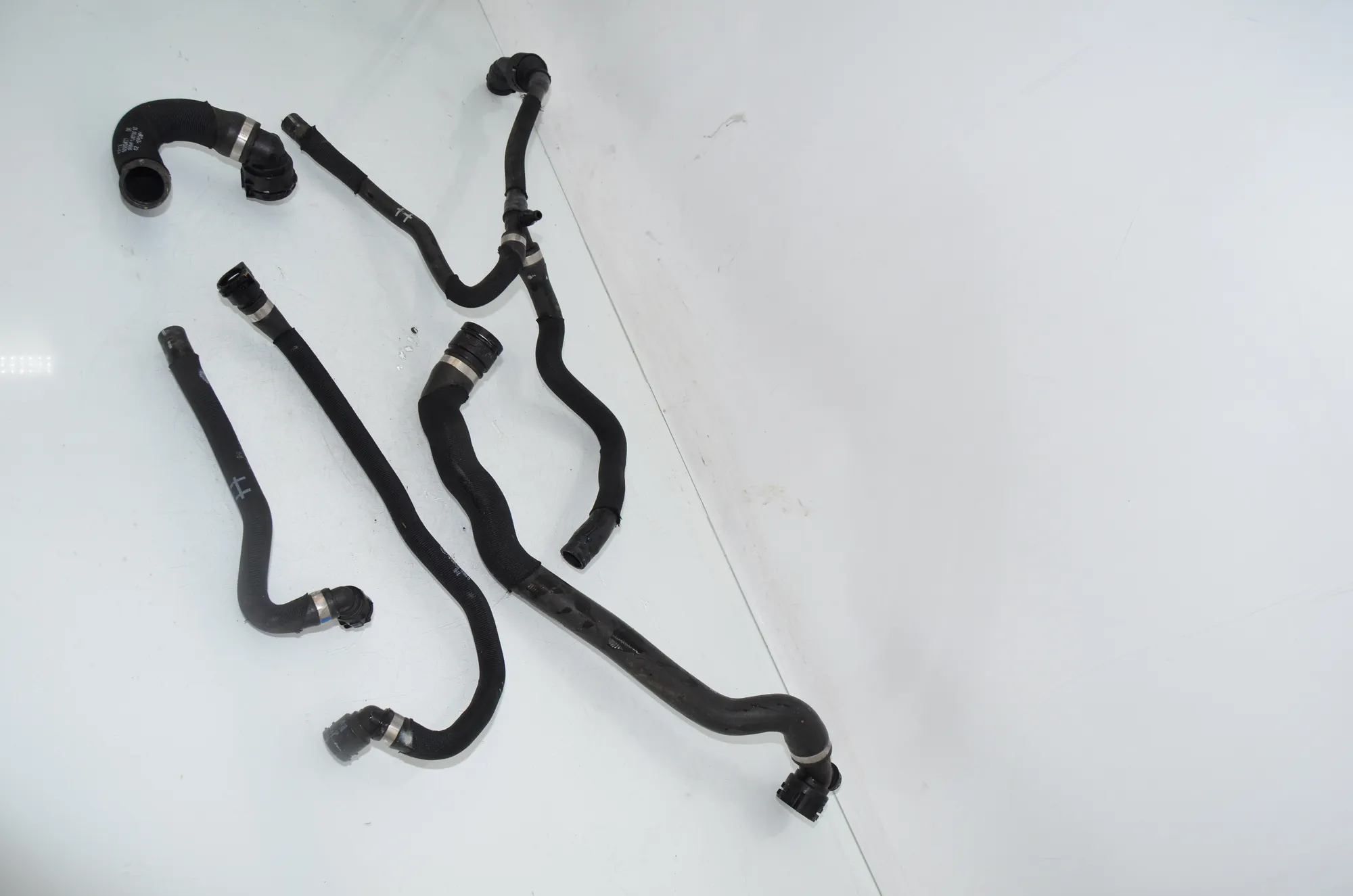 Coolant Hose Pipe – OEM 8584837 · BMW 2 Gran Tourer (F46) 220 d xDrive 2018 – 3