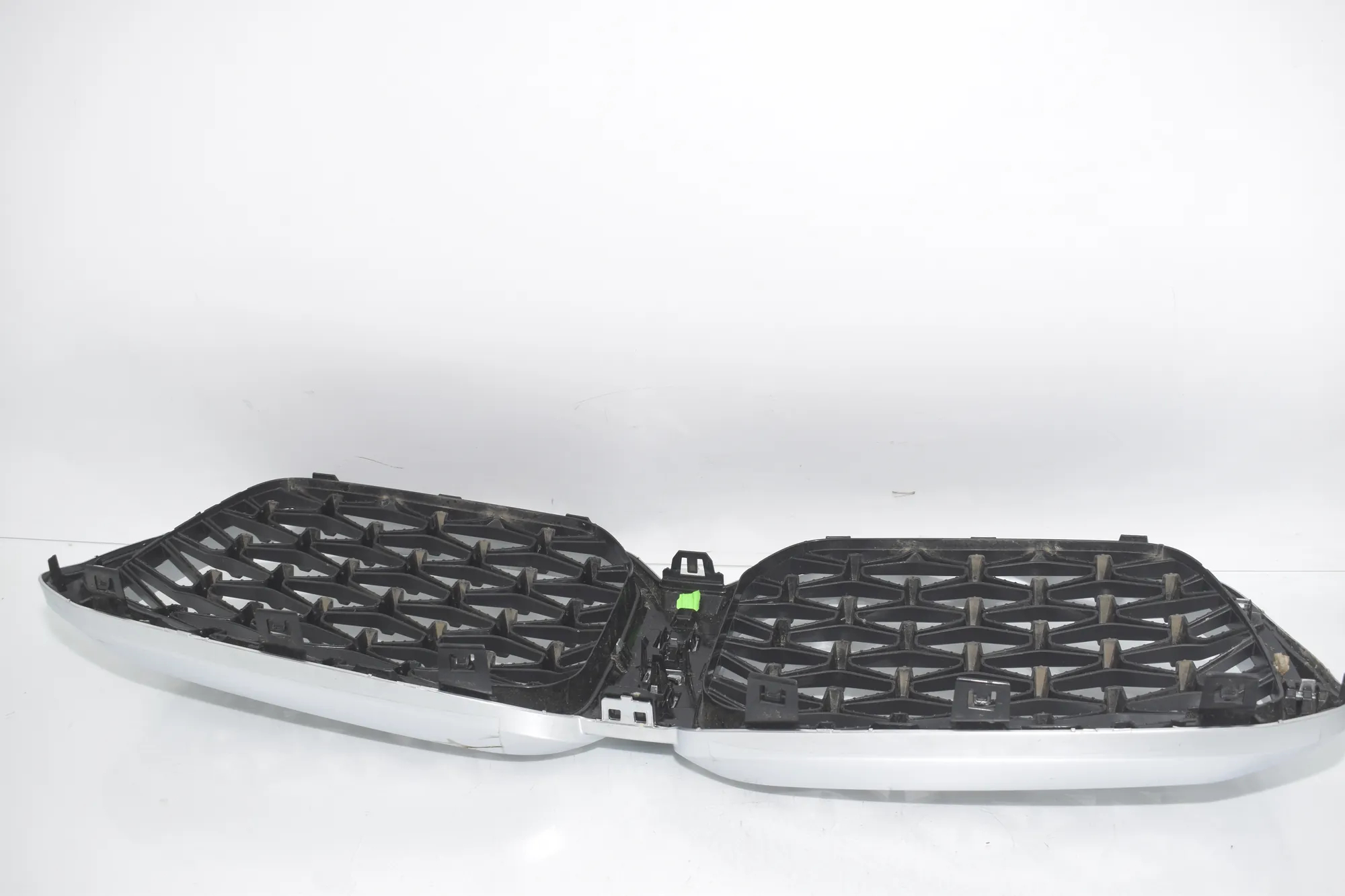 Grilles – OEM 10627111 · BMW X3 (G01, F97) BMW X3 (G01, F97) M40 i xDrive 2020 – 4